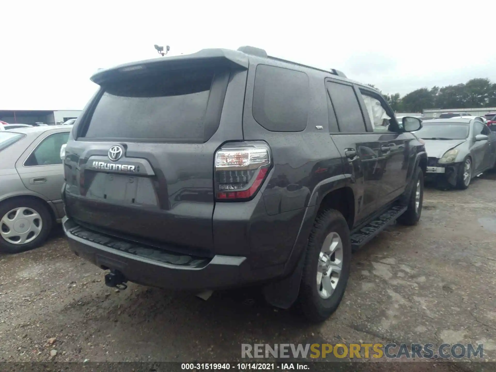 4 Фотография поврежденного автомобиля JTENU5JR3M5901758 TOYOTA 4RUNNER 2021