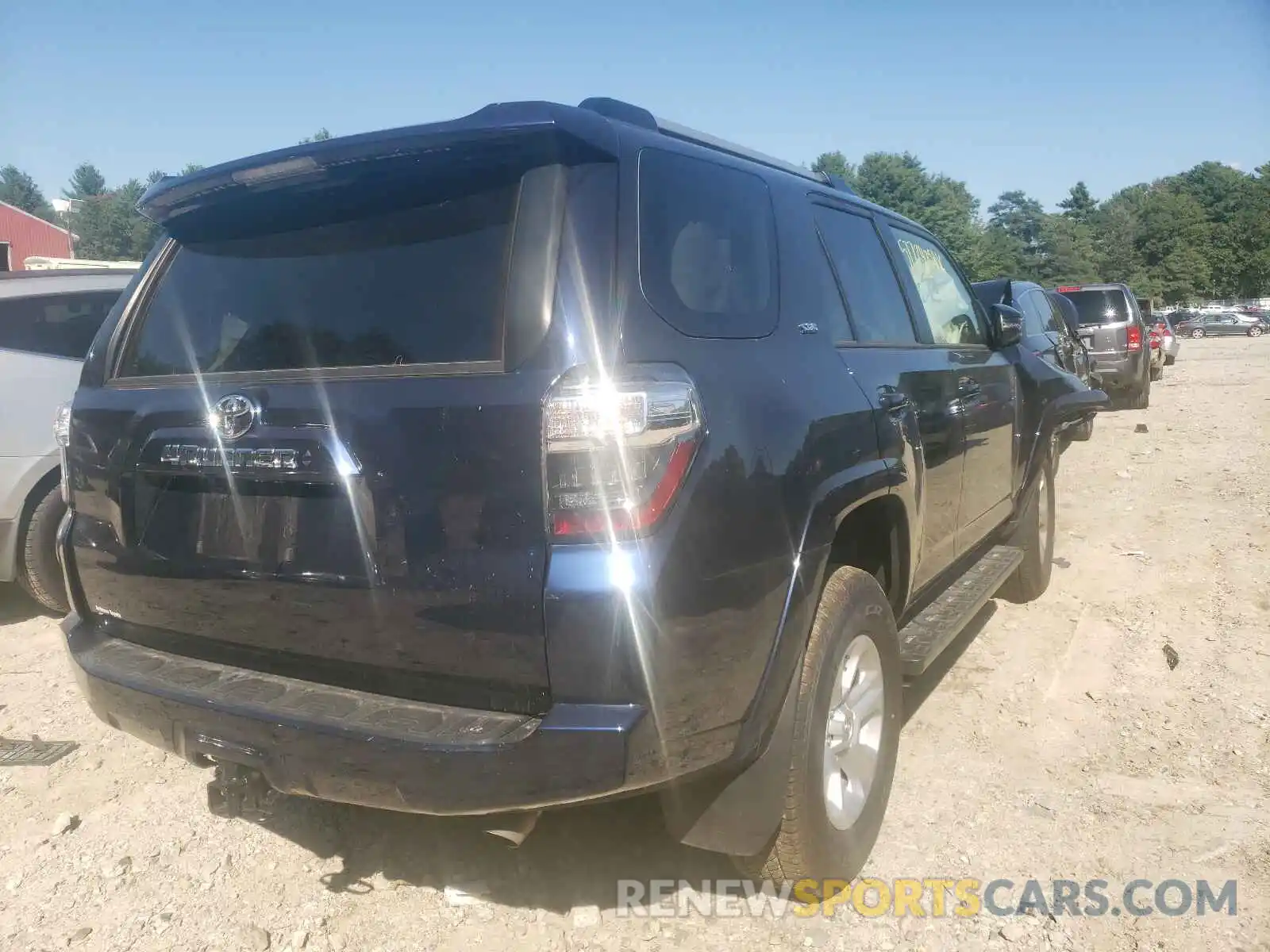 4 Photograph of a damaged car JTENU5JR3M5903851 TOYOTA 4RUNNER 2021