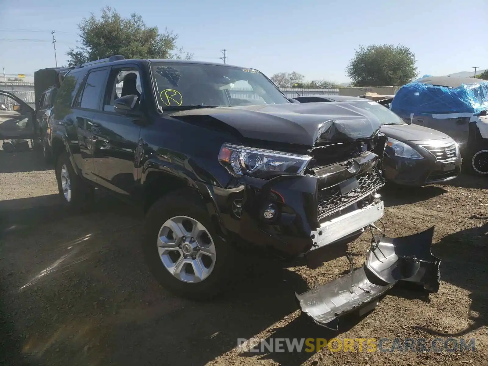 1 Photograph of a damaged car JTENU5JR4M5882816 TOYOTA 4RUNNER 2021