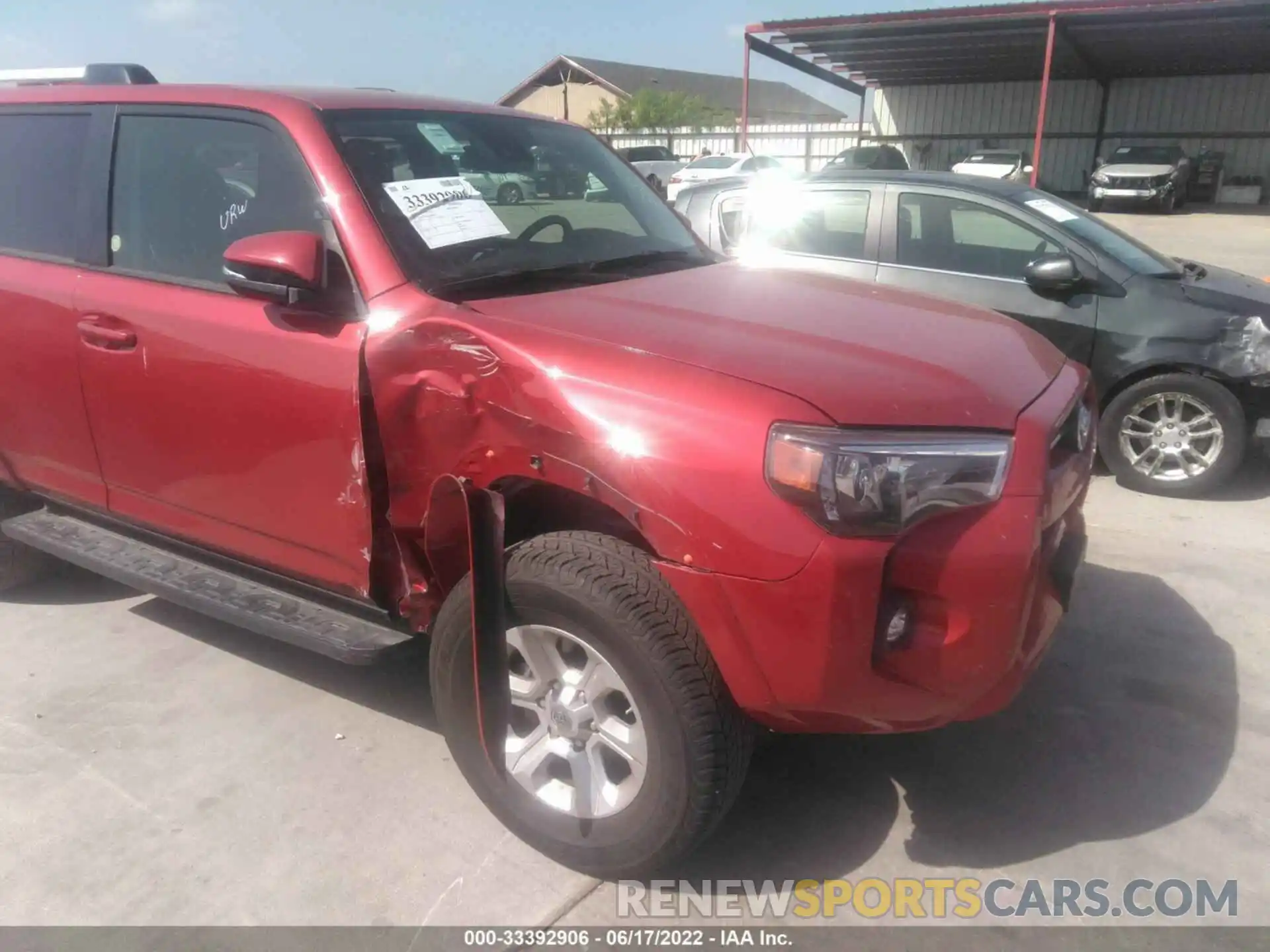 6 Photograph of a damaged car JTENU5JR4M5934056 TOYOTA 4RUNNER 2021