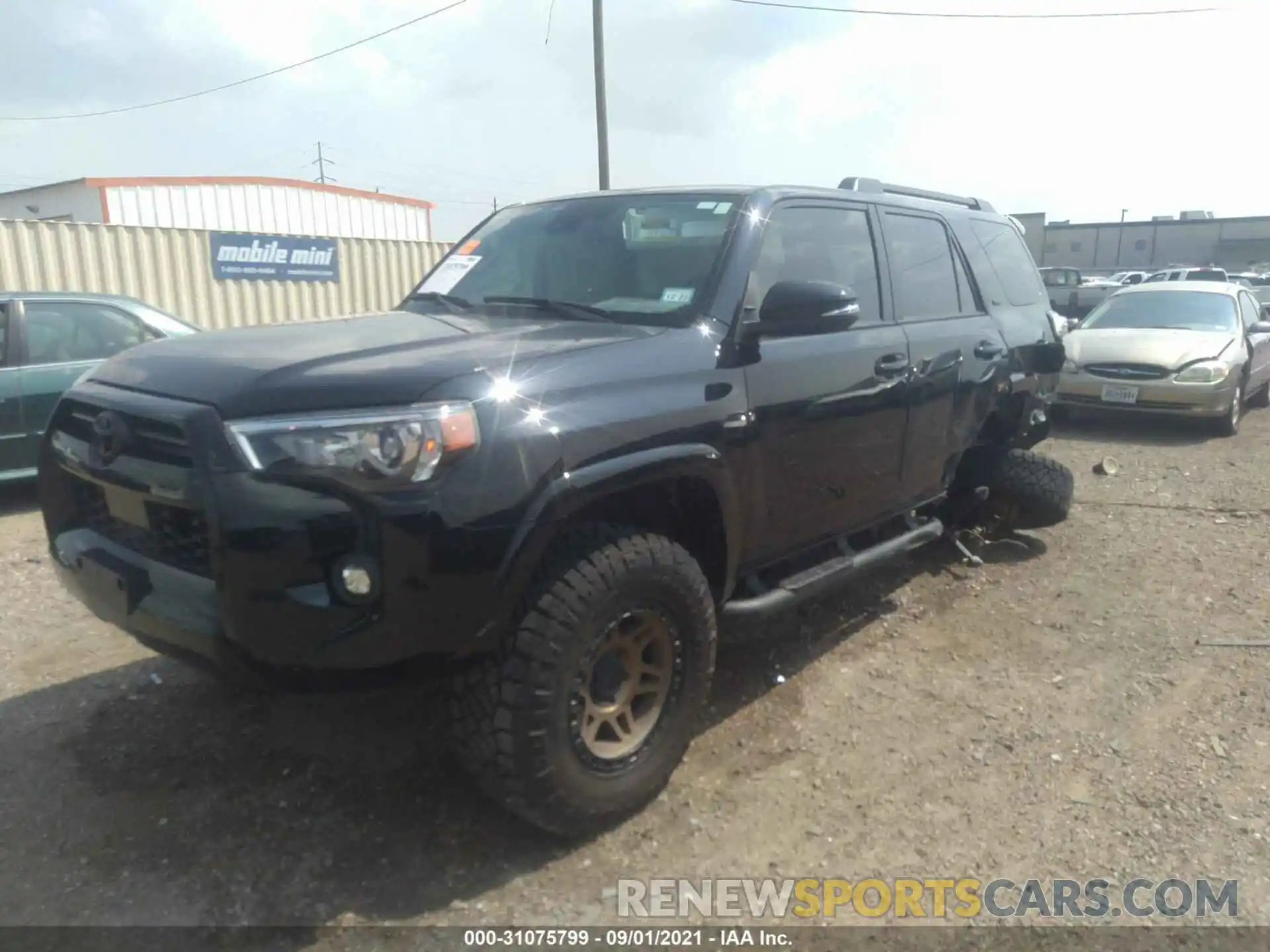 2 Photograph of a damaged car JTENU5JR5M5848531 TOYOTA 4RUNNER 2021