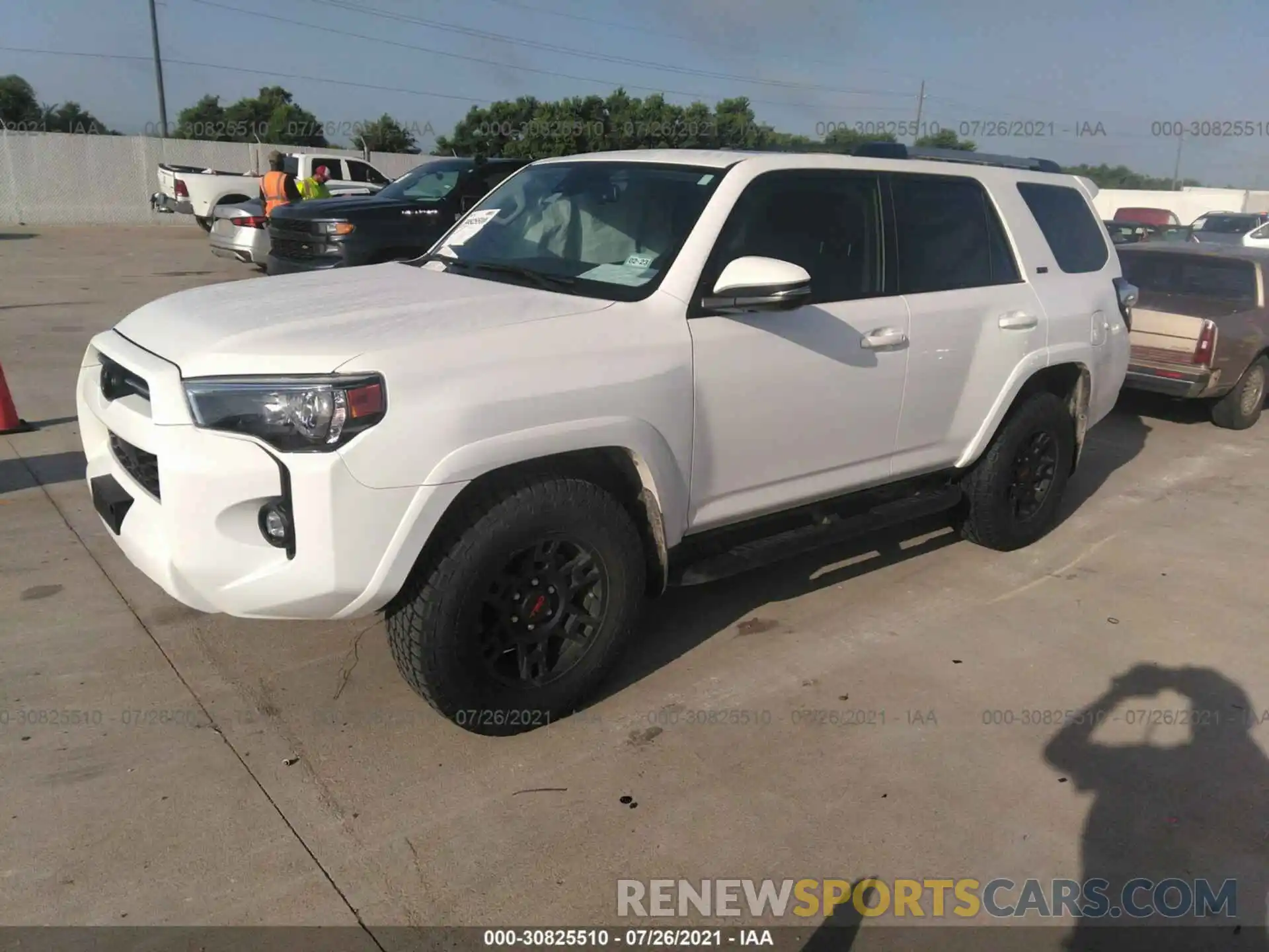 2 Photograph of a damaged car JTENU5JR5M5877530 TOYOTA 4RUNNER 2021