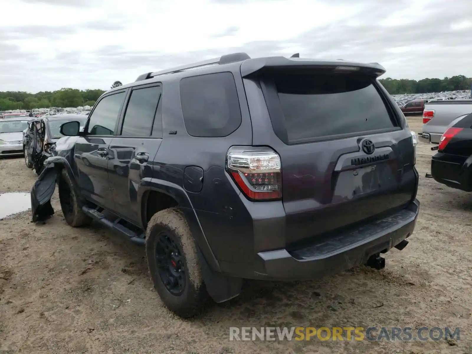 3 Photograph of a damaged car JTENU5JR5M5877821 TOYOTA 4RUNNER 2021