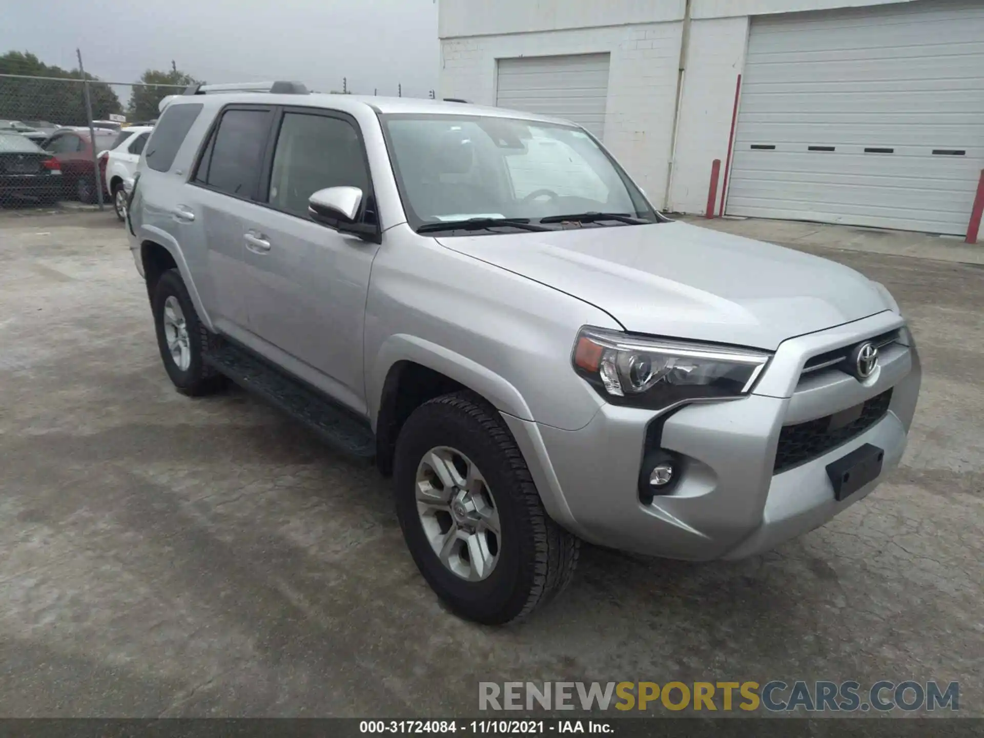 1 Photograph of a damaged car JTENU5JR5M5913152 TOYOTA 4RUNNER 2021