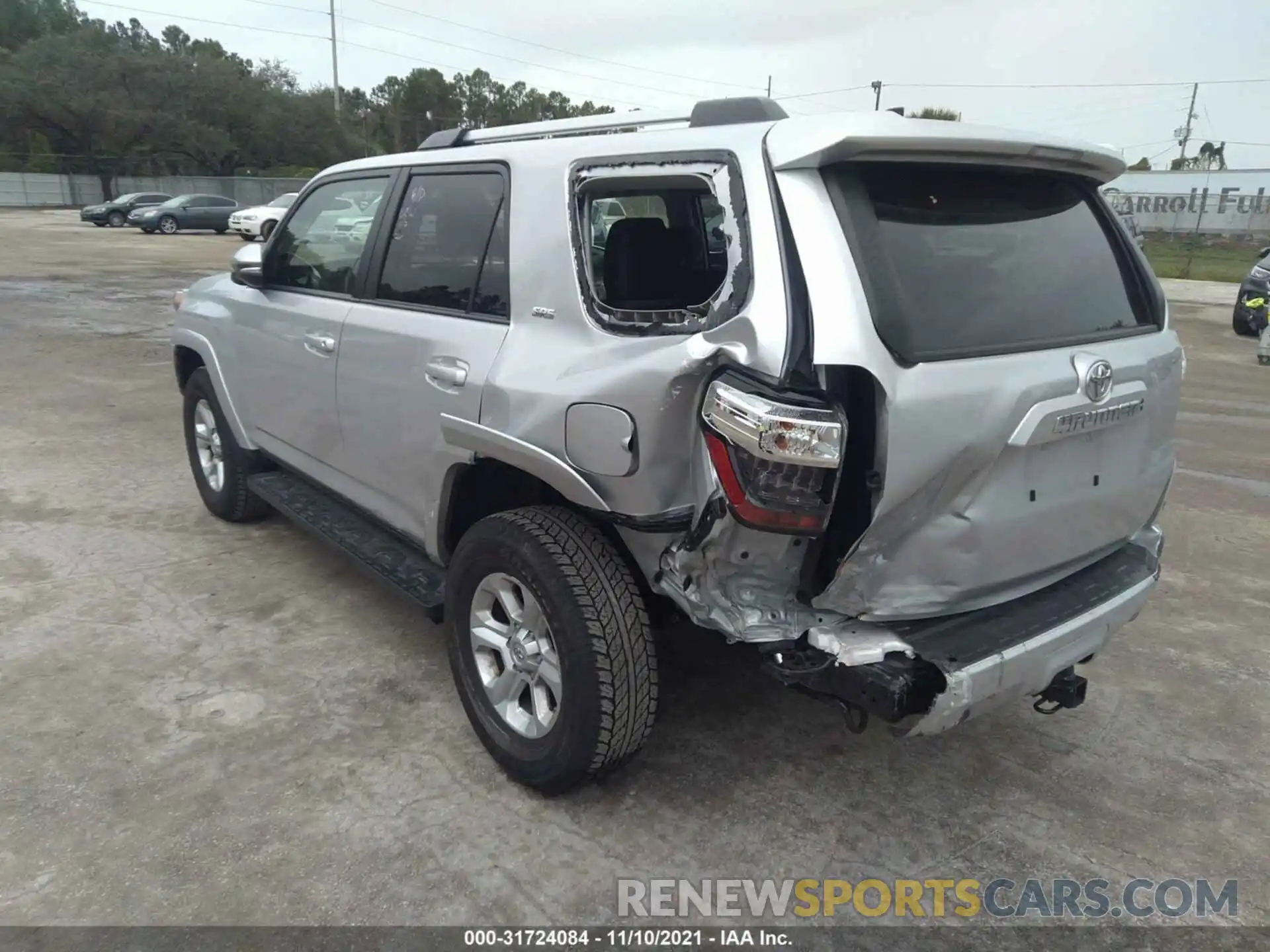 3 Photograph of a damaged car JTENU5JR5M5913152 TOYOTA 4RUNNER 2021