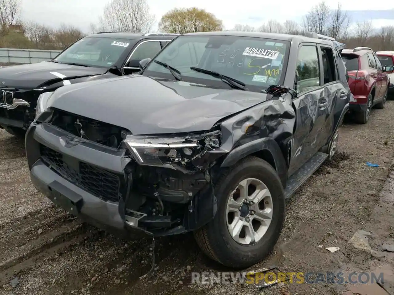 2 Photograph of a damaged car JTENU5JR5M5919033 TOYOTA 4RUNNER 2021