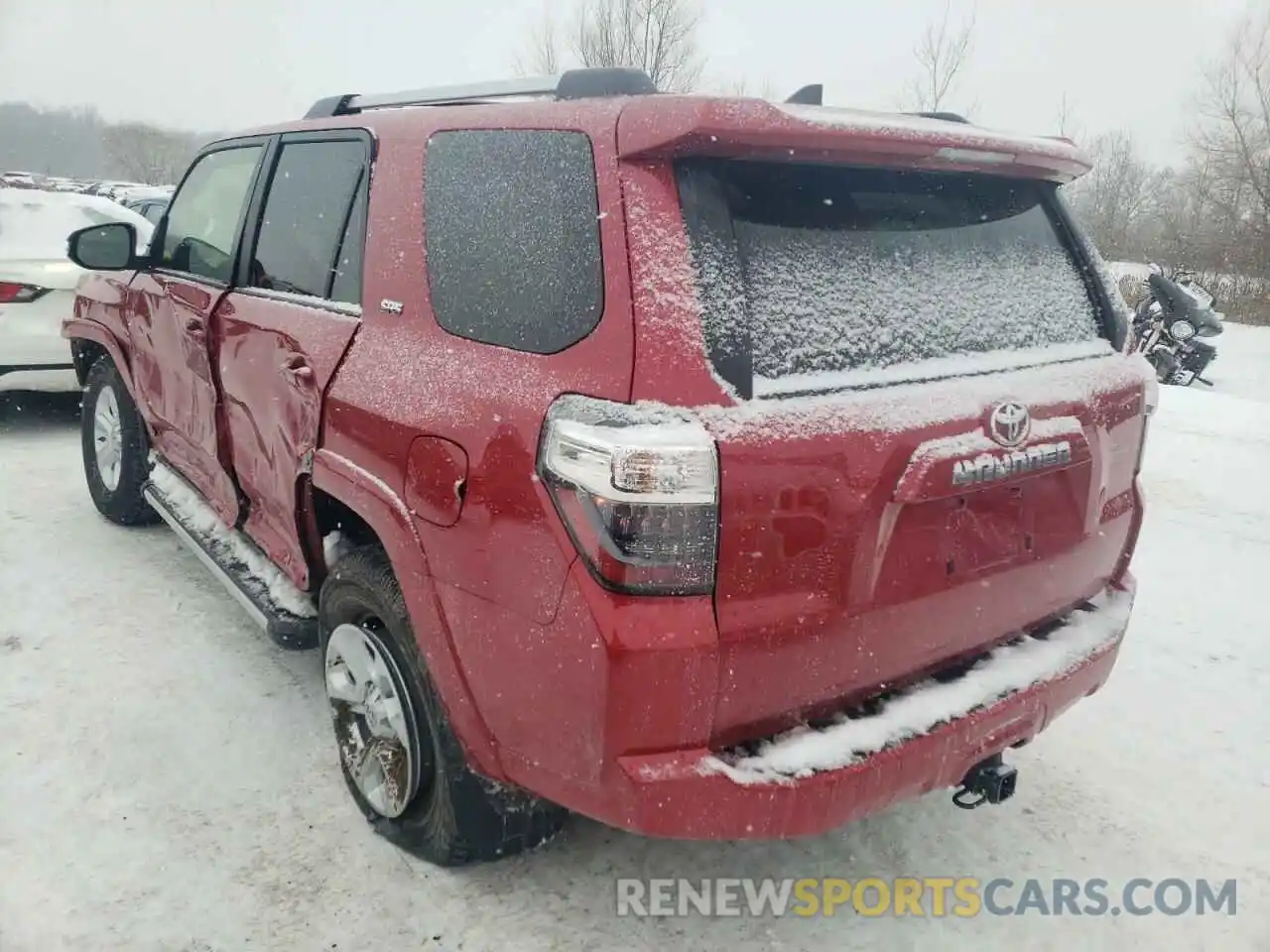 3 Photograph of a damaged car JTENU5JR5M5943218 TOYOTA 4RUNNER 2021