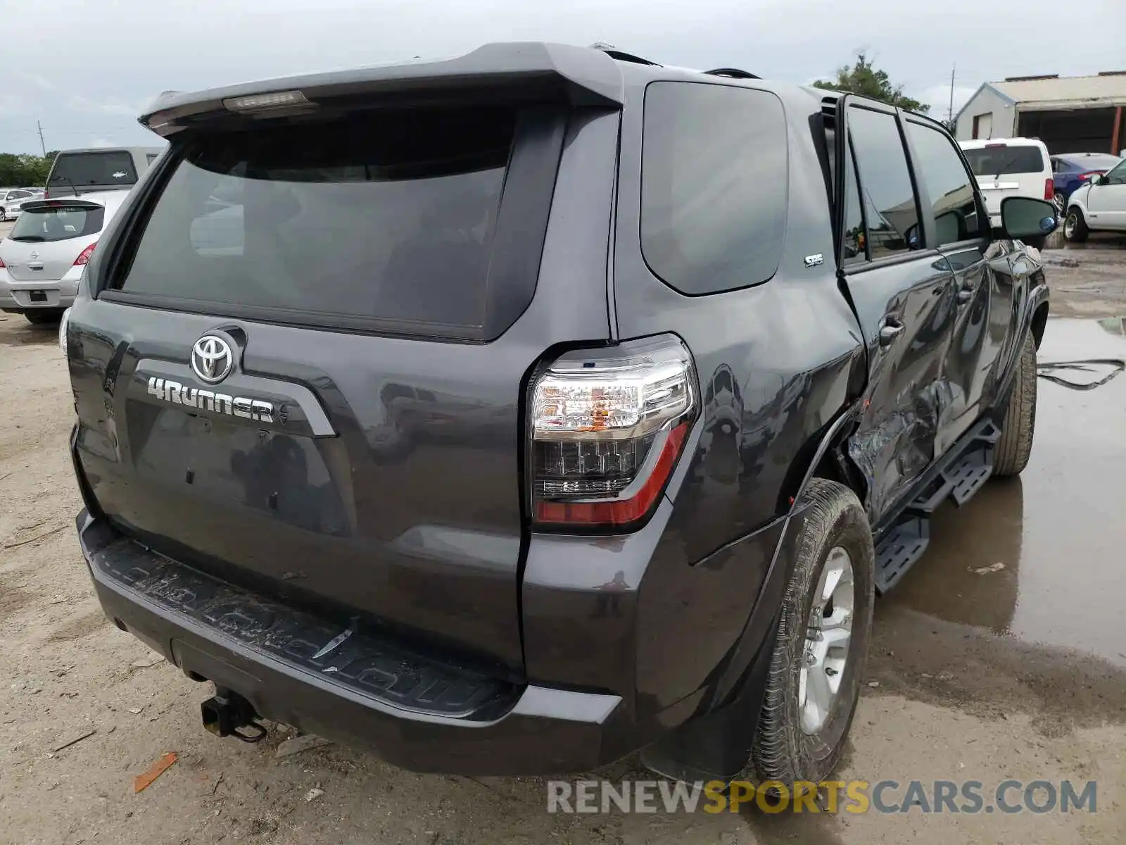 4 Photograph of a damaged car JTENU5JR6M5848442 TOYOTA 4RUNNER 2021