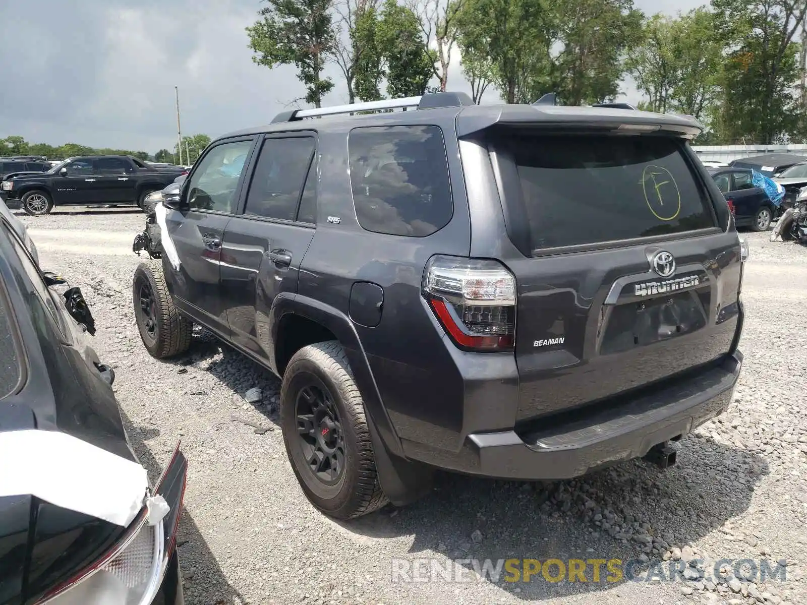 3 Photograph of a damaged car JTENU5JR6M5855259 TOYOTA 4RUNNER 2021