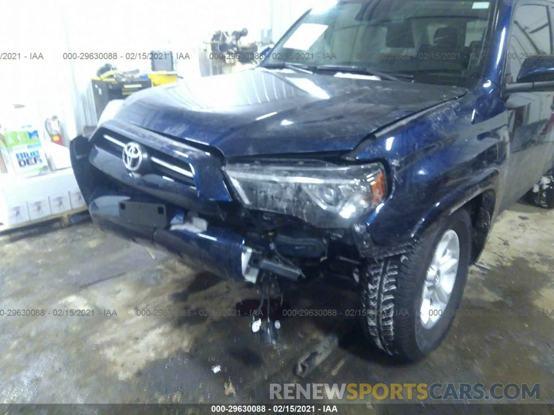 6 Photograph of a damaged car JTENU5JR6M5875432 TOYOTA 4RUNNER 2021