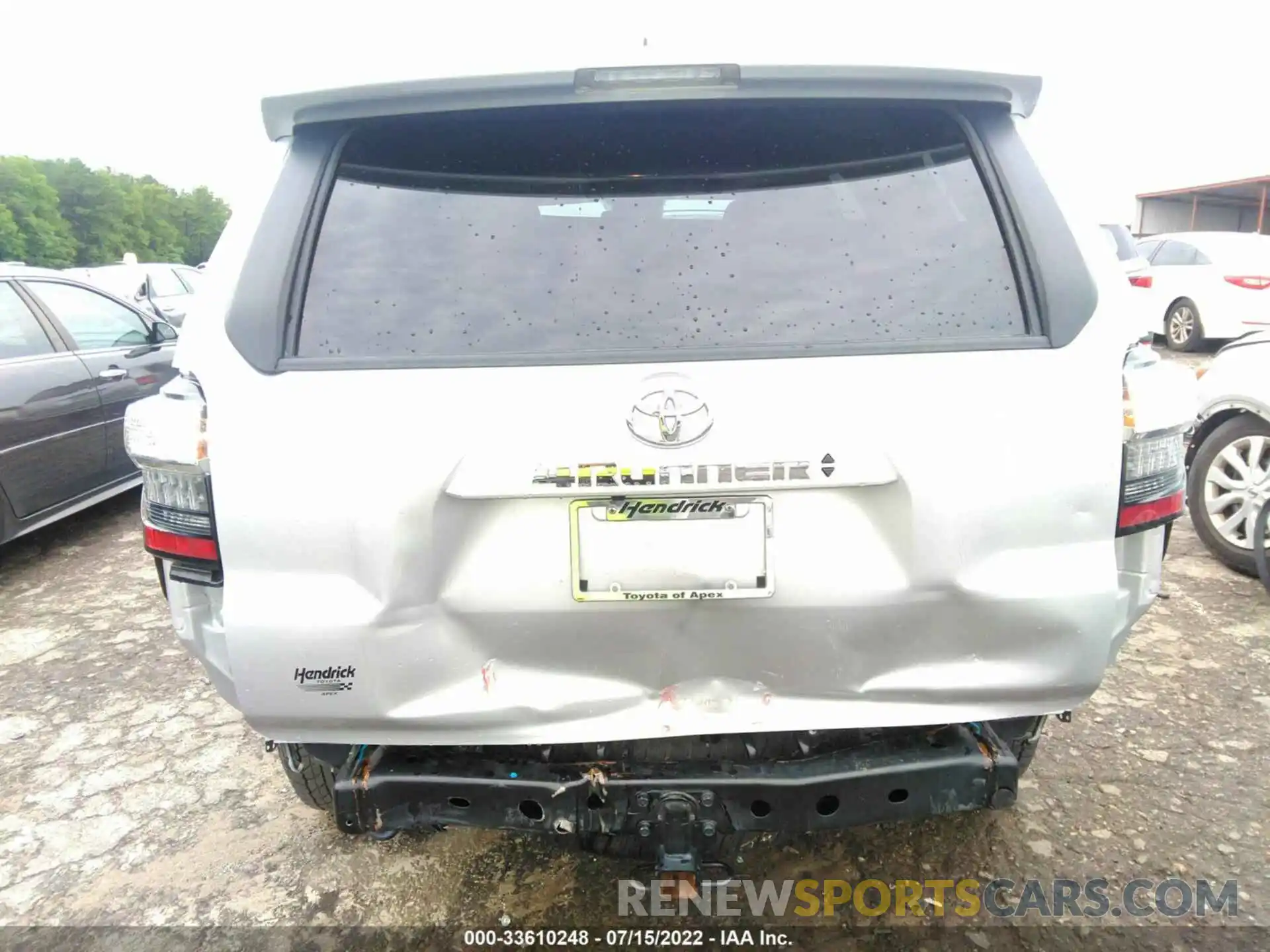 6 Photograph of a damaged car JTENU5JR6M5876385 TOYOTA 4RUNNER 2021