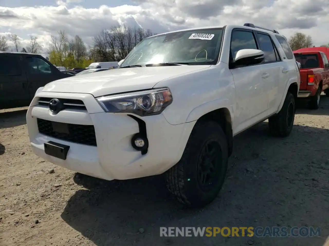 2 Photograph of a damaged car JTENU5JR6M5877682 TOYOTA 4RUNNER 2021