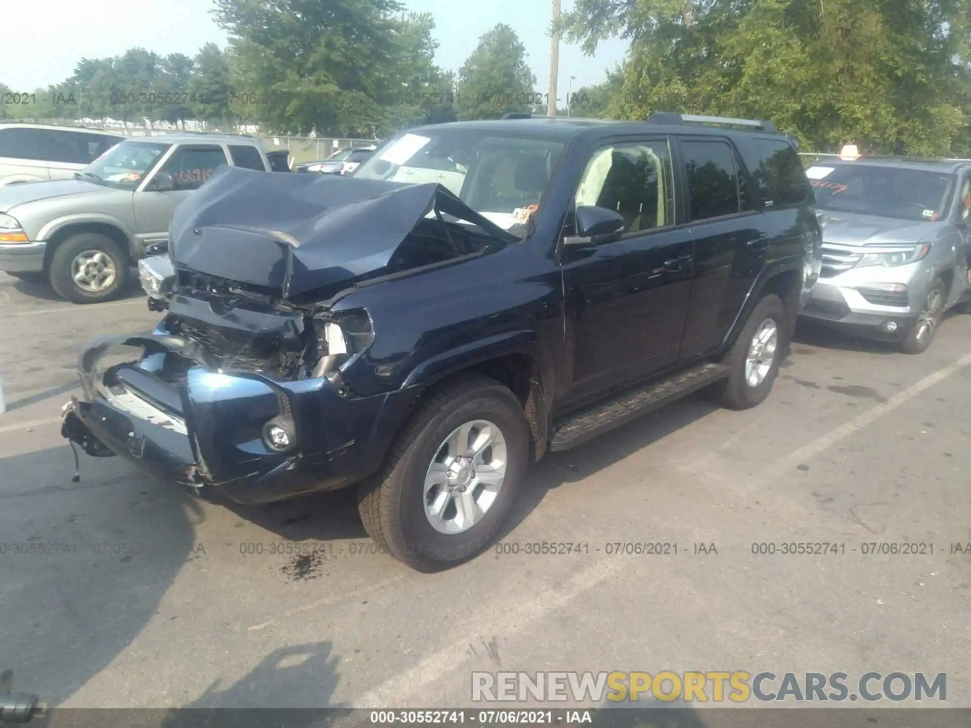 2 Photograph of a damaged car JTENU5JR6M5896376 TOYOTA 4RUNNER 2021