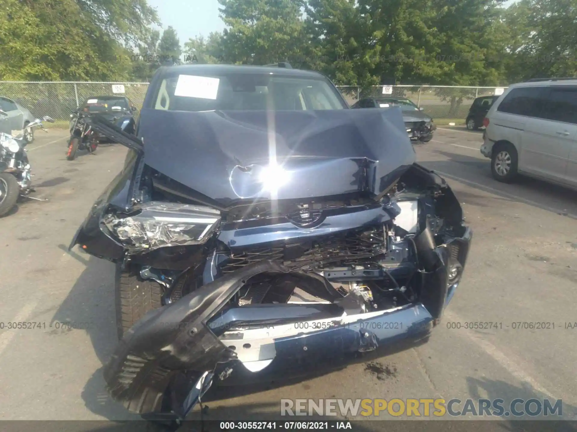 6 Photograph of a damaged car JTENU5JR6M5896376 TOYOTA 4RUNNER 2021