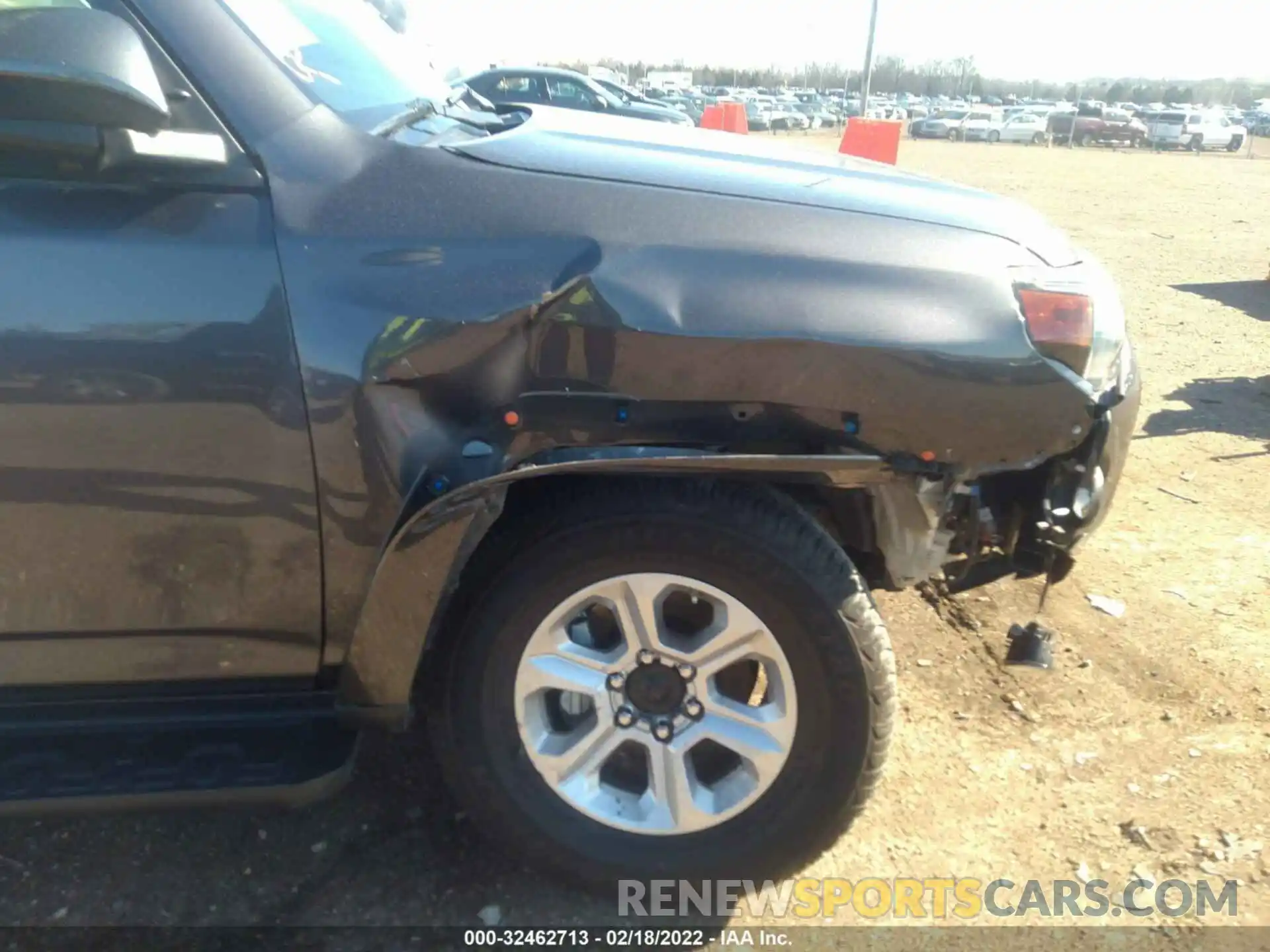 6 Photograph of a damaged car JTENU5JR6M5911927 TOYOTA 4RUNNER 2021