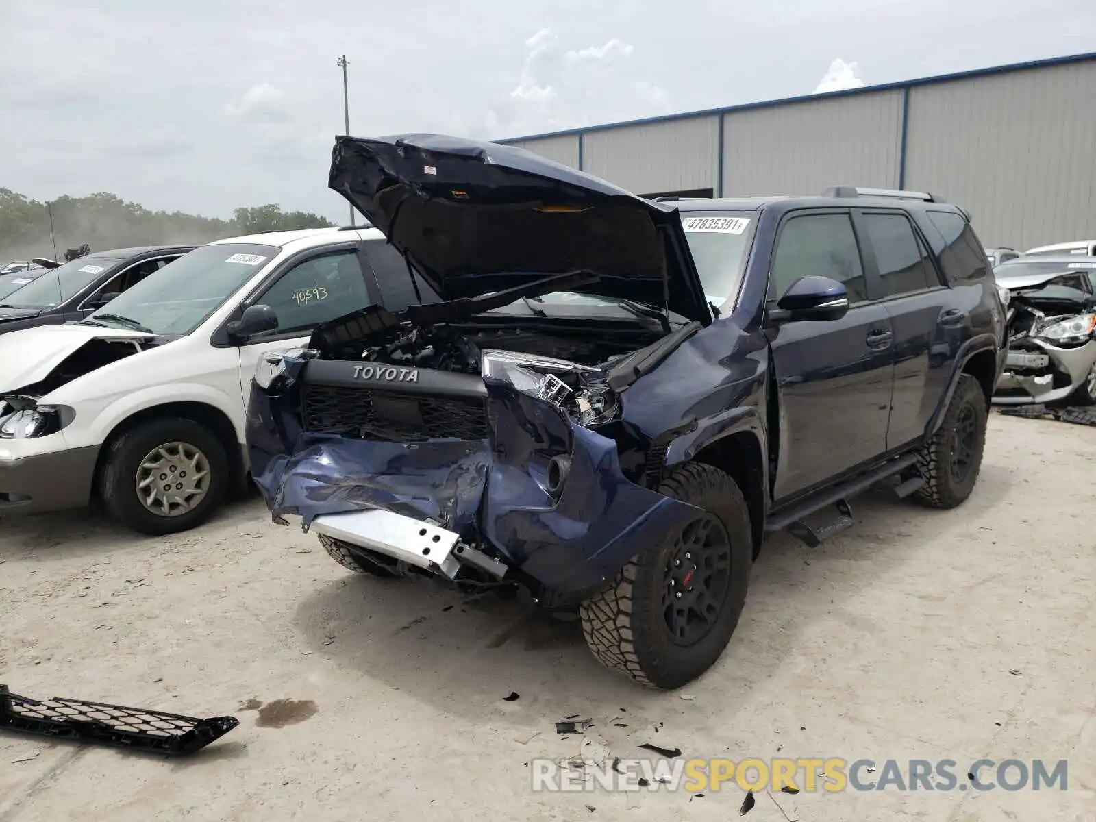 2 Photograph of a damaged car JTENU5JR6M5926413 TOYOTA 4RUNNER 2021