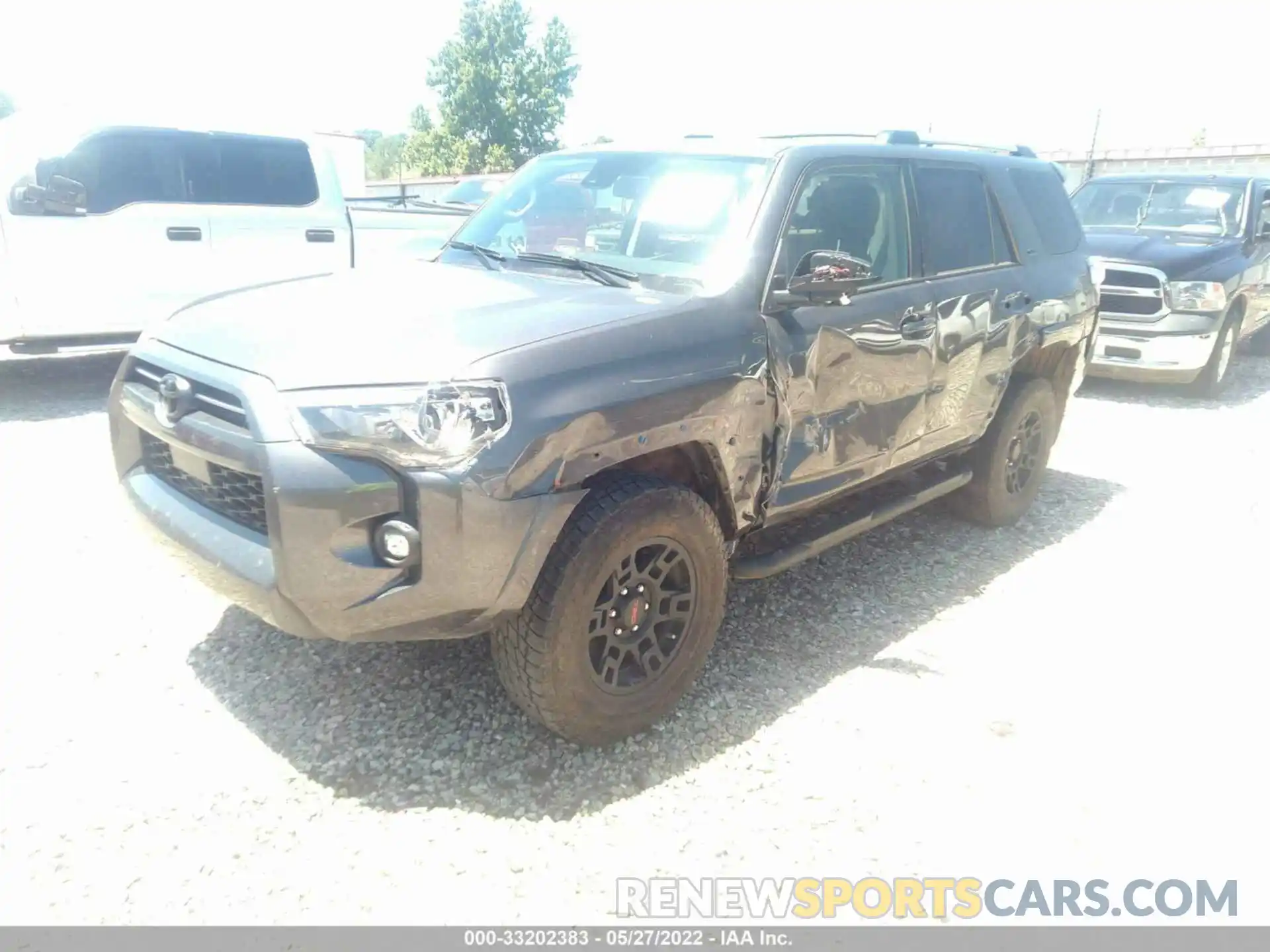 2 Photograph of a damaged car JTENU5JR6M5931739 TOYOTA 4RUNNER 2021