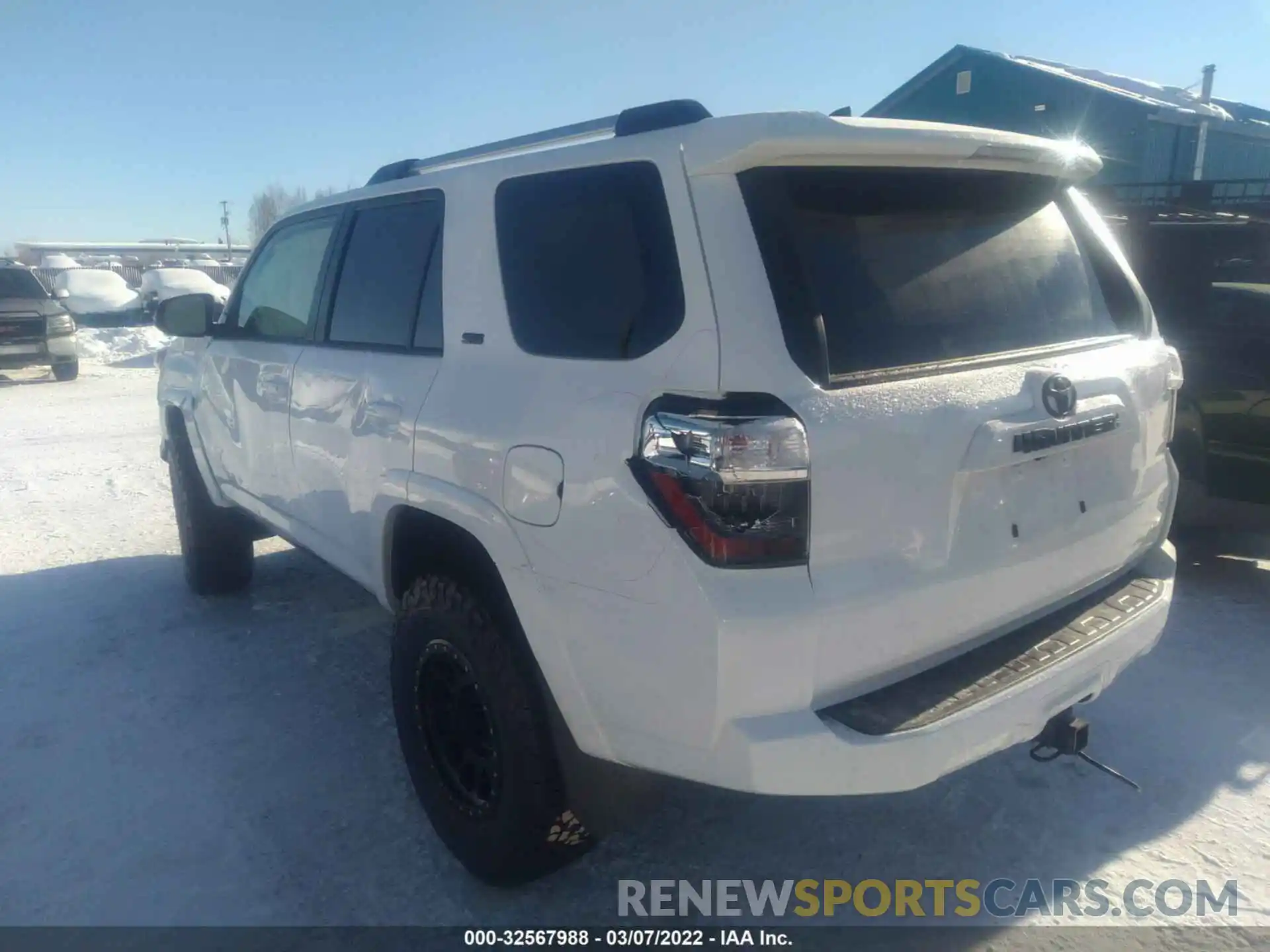 3 Photograph of a damaged car JTENU5JR6M5948606 TOYOTA 4RUNNER 2021