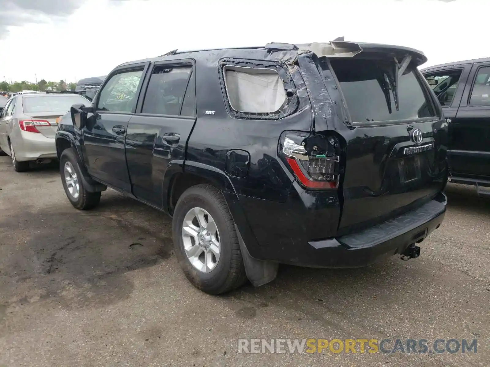 3 Photograph of a damaged car JTENU5JR7M5844349 TOYOTA 4RUNNER 2021