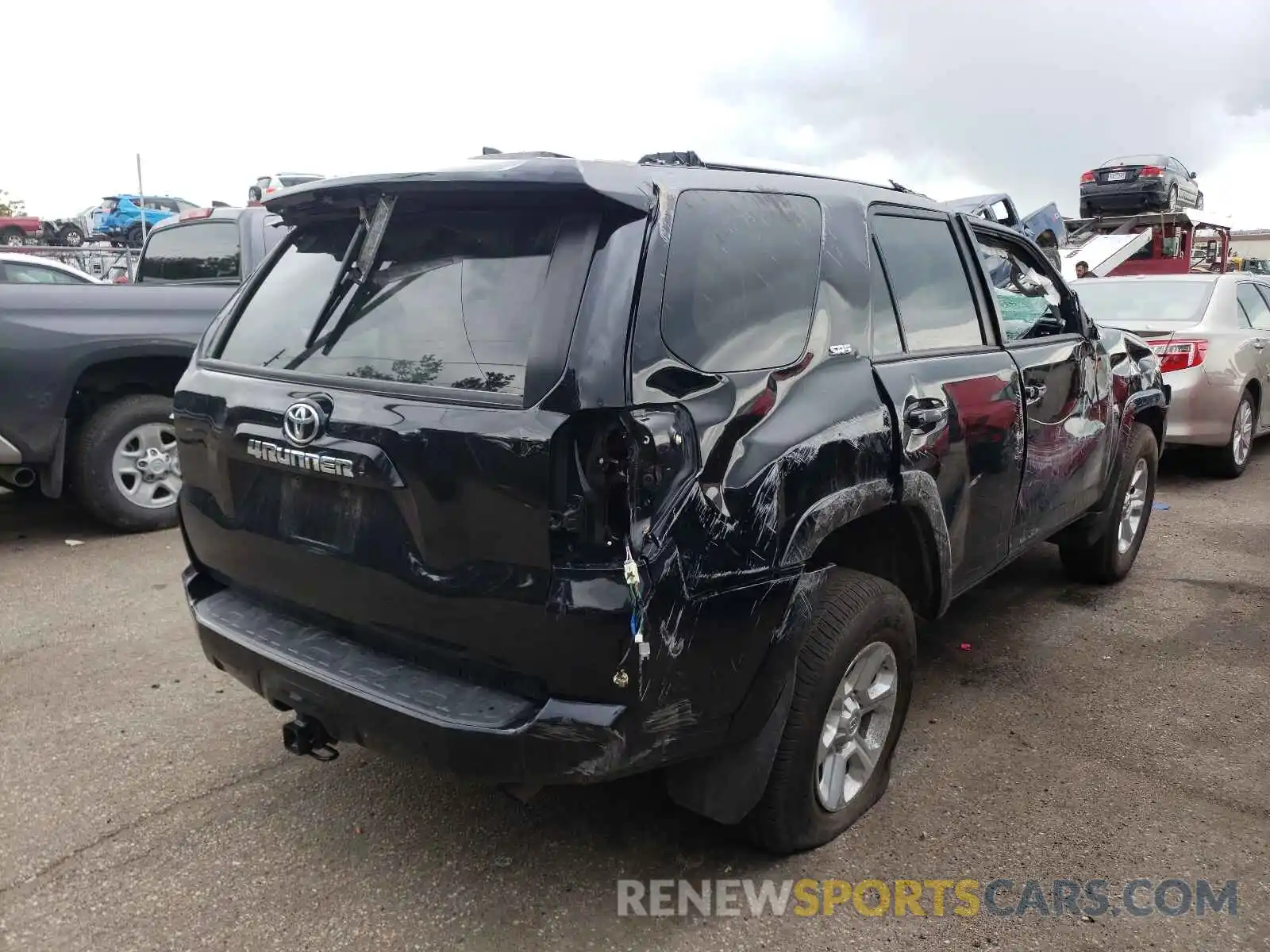 4 Photograph of a damaged car JTENU5JR7M5844349 TOYOTA 4RUNNER 2021