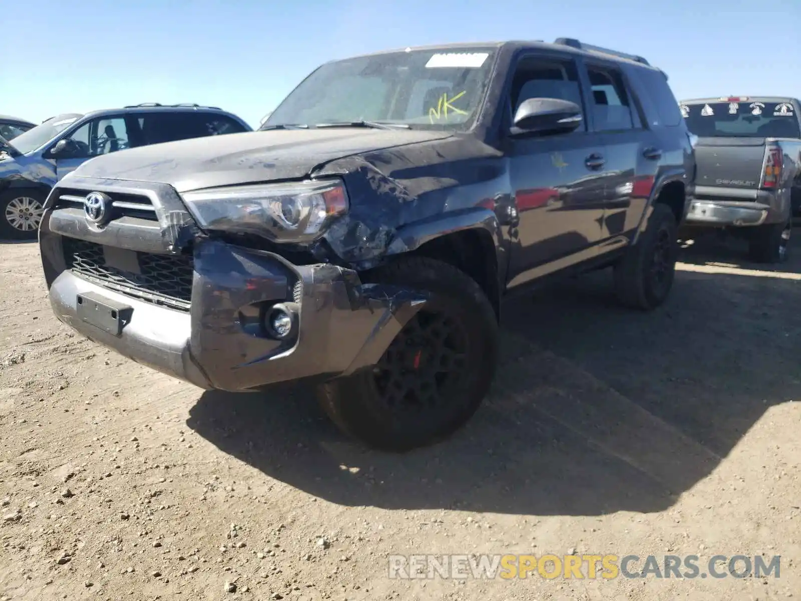 2 Photograph of a damaged car JTENU5JR7M5864438 TOYOTA 4RUNNER 2021