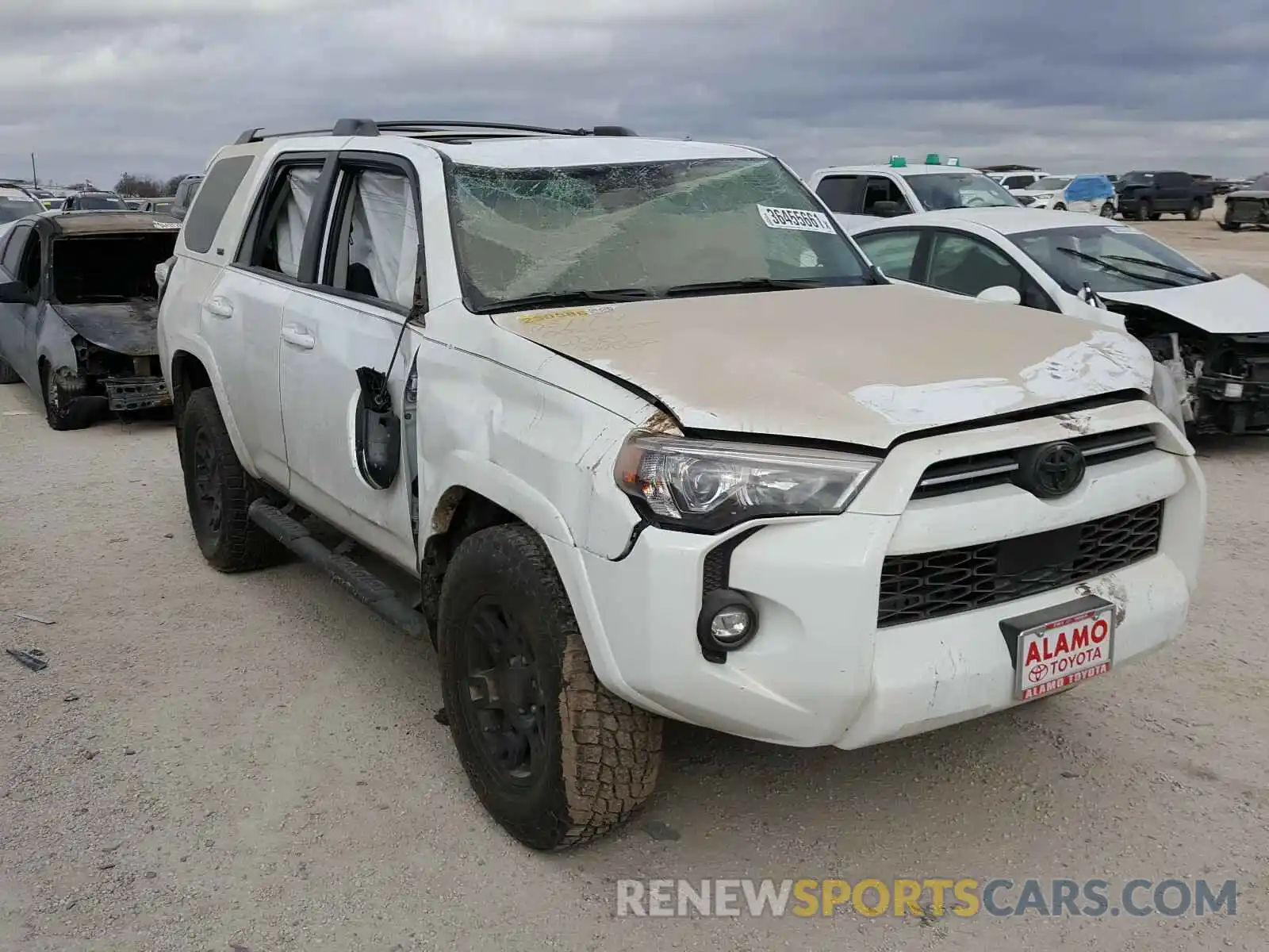 1 Photograph of a damaged car JTENU5JR7M5888657 TOYOTA 4RUNNER 2021