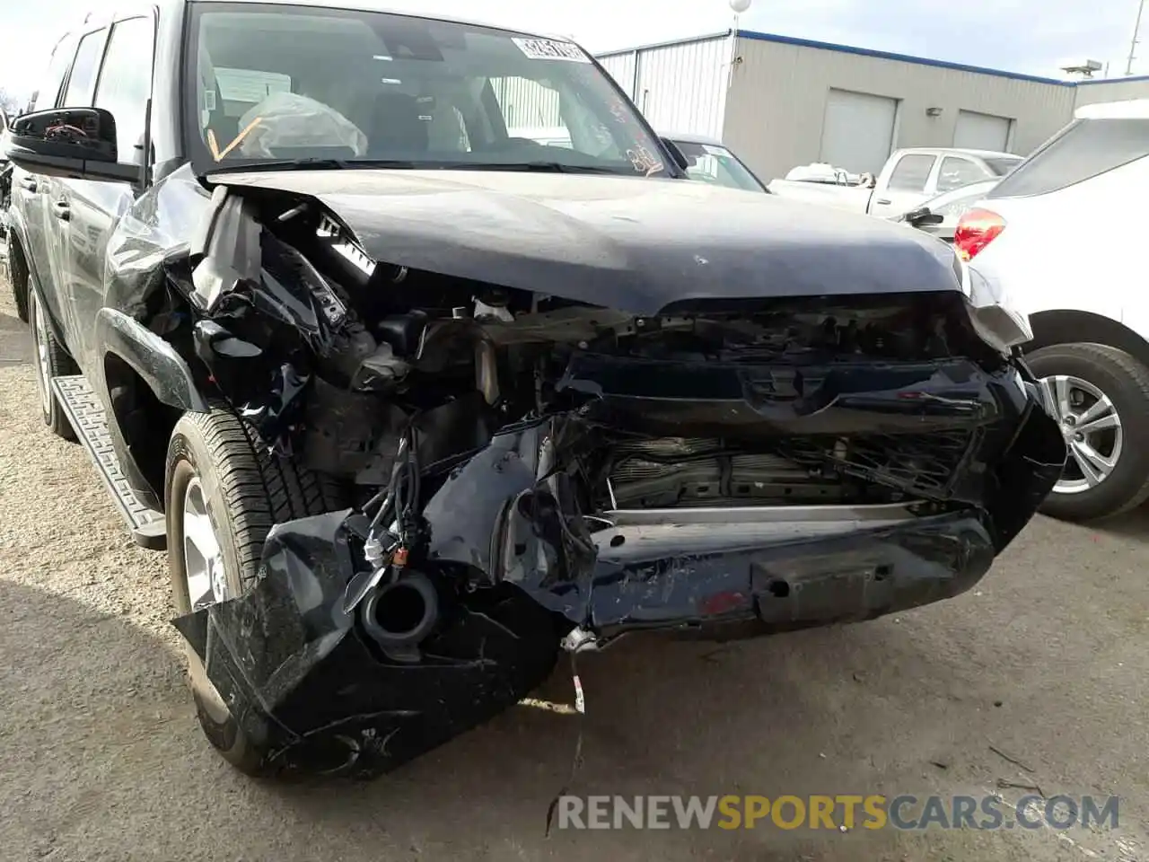 9 Photograph of a damaged car JTENU5JR7M5909619 TOYOTA 4RUNNER 2021