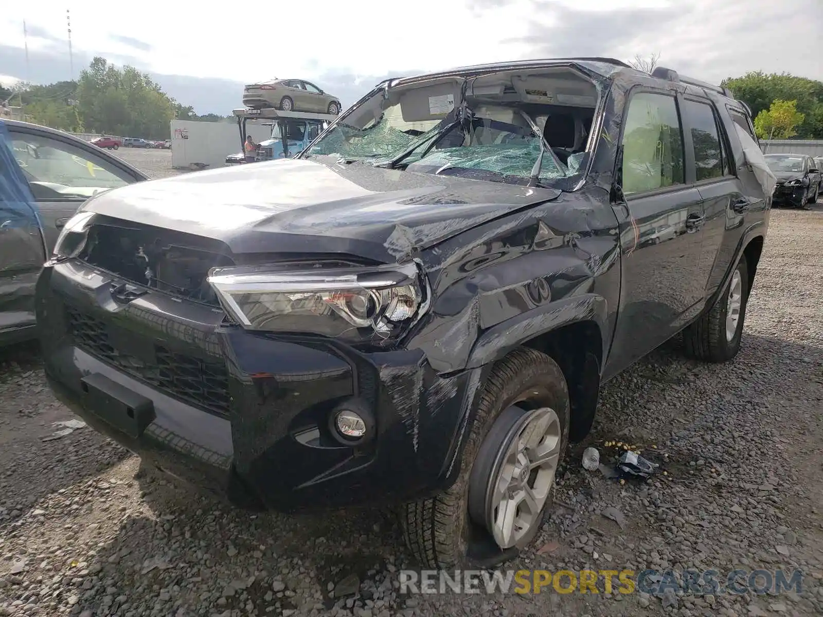 2 Photograph of a damaged car JTENU5JR7M5938358 TOYOTA 4RUNNER 2021