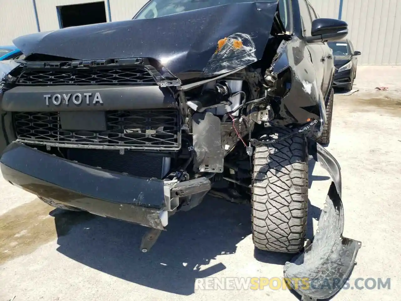 9 Photograph of a damaged car JTENU5JR7M5940983 TOYOTA 4RUNNER 2021