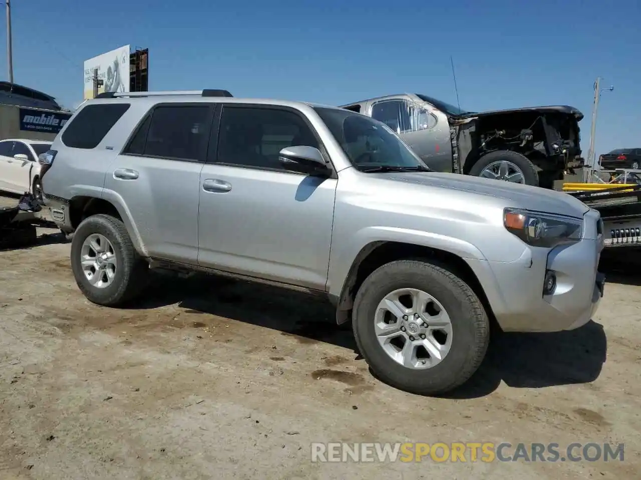 4 Photograph of a damaged car JTENU5JR8M5842089 TOYOTA 4RUNNER 2021