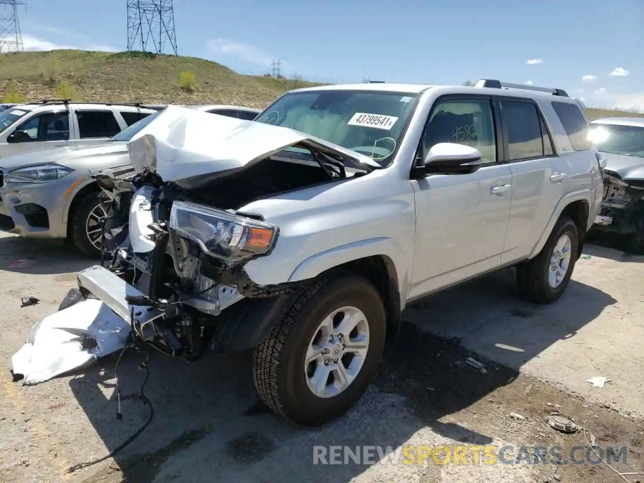 2 Photograph of a damaged car JTENU5JR8M5851472 TOYOTA 4RUNNER 2021