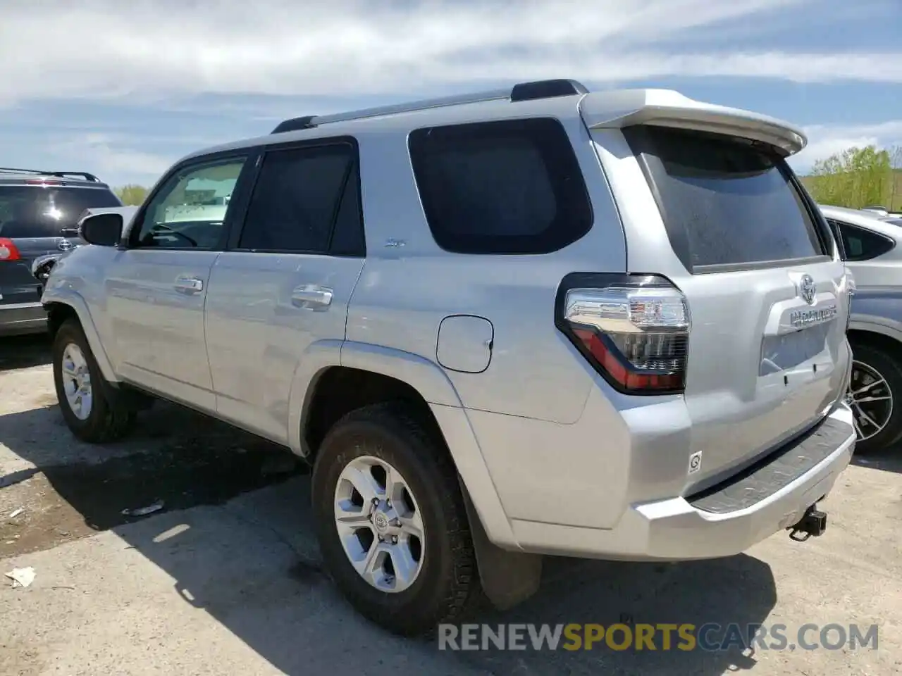 3 Photograph of a damaged car JTENU5JR8M5851472 TOYOTA 4RUNNER 2021