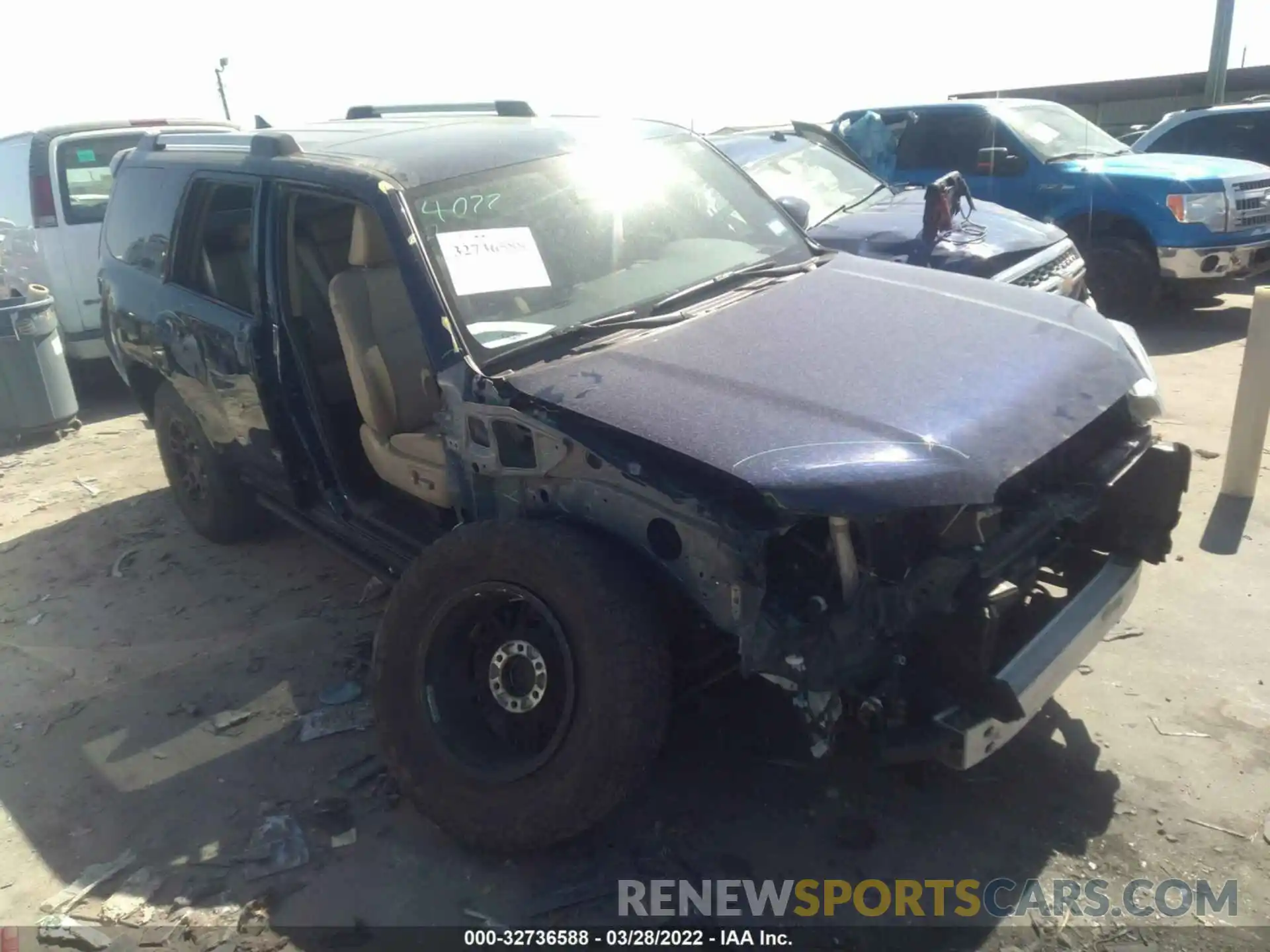 1 Photograph of a damaged car JTENU5JR8M5852752 TOYOTA 4RUNNER 2021