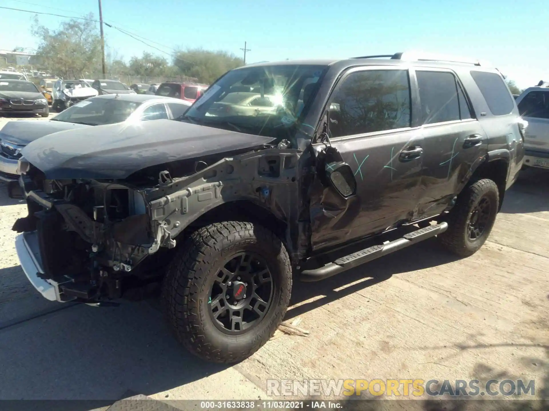 2 Photograph of a damaged car JTENU5JR8M5870135 TOYOTA 4RUNNER 2021