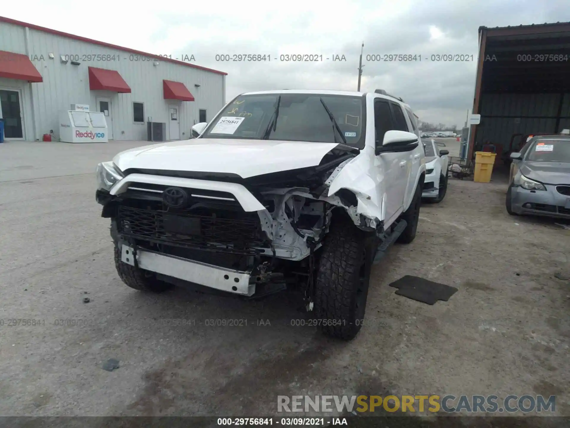 6 Photograph of a damaged car JTENU5JR8M5870460 TOYOTA 4RUNNER 2021