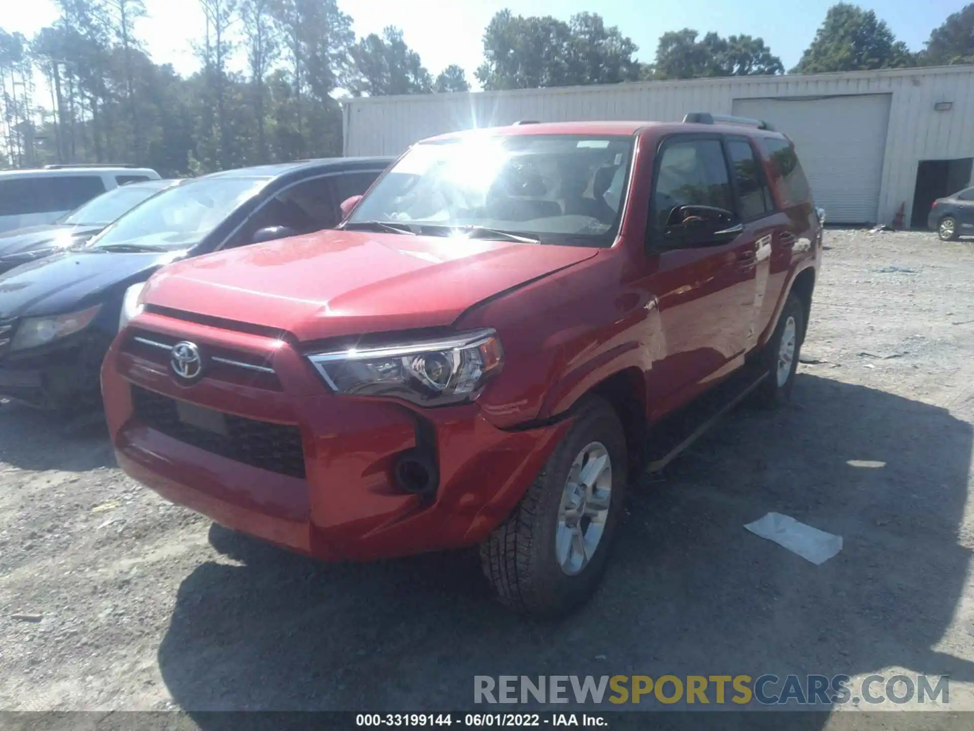 2 Photograph of a damaged car JTENU5JR8M5931578 TOYOTA 4RUNNER 2021