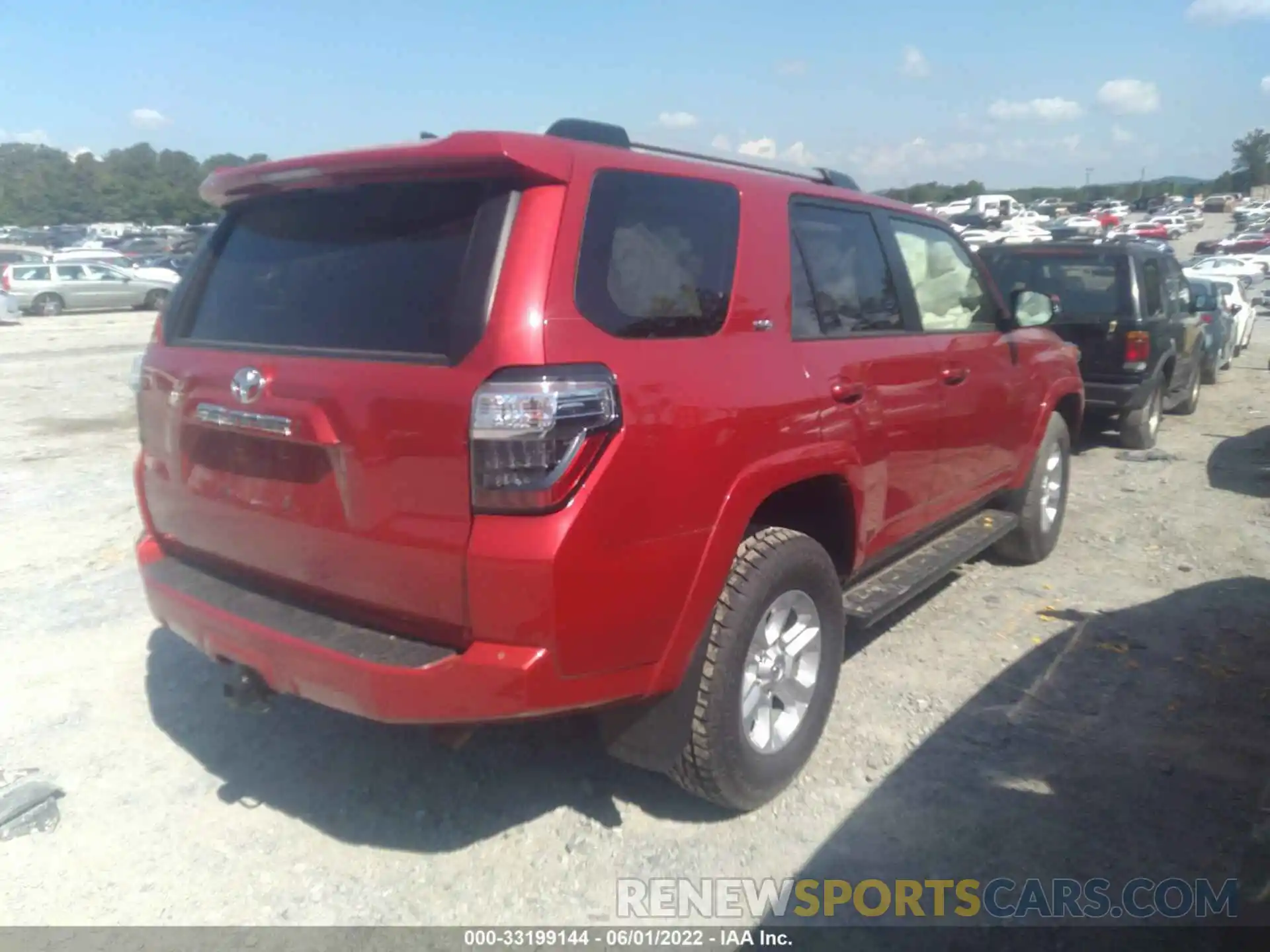 4 Photograph of a damaged car JTENU5JR8M5931578 TOYOTA 4RUNNER 2021