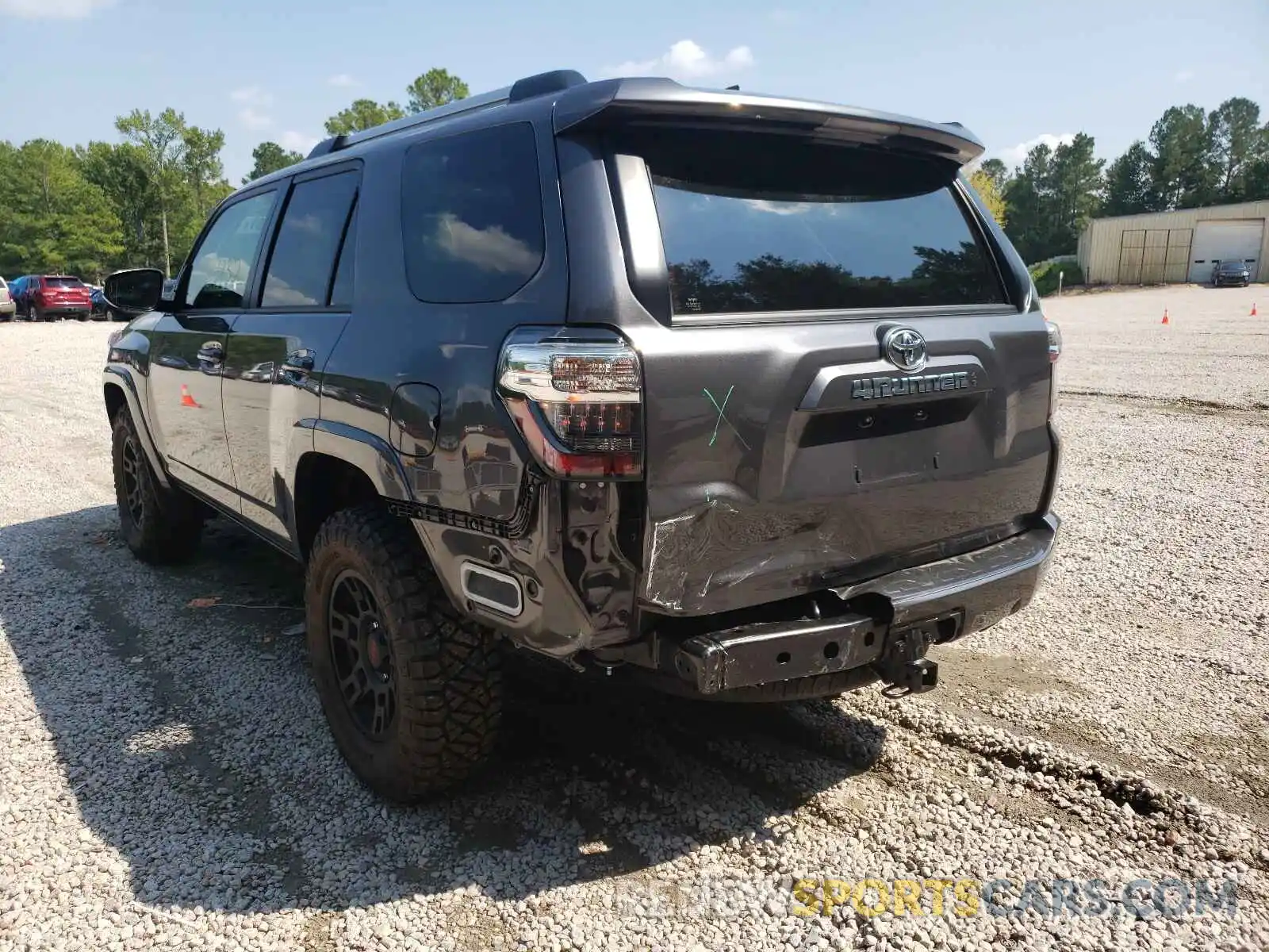 9 Photograph of a damaged car JTENU5JR8M5940376 TOYOTA 4RUNNER 2021