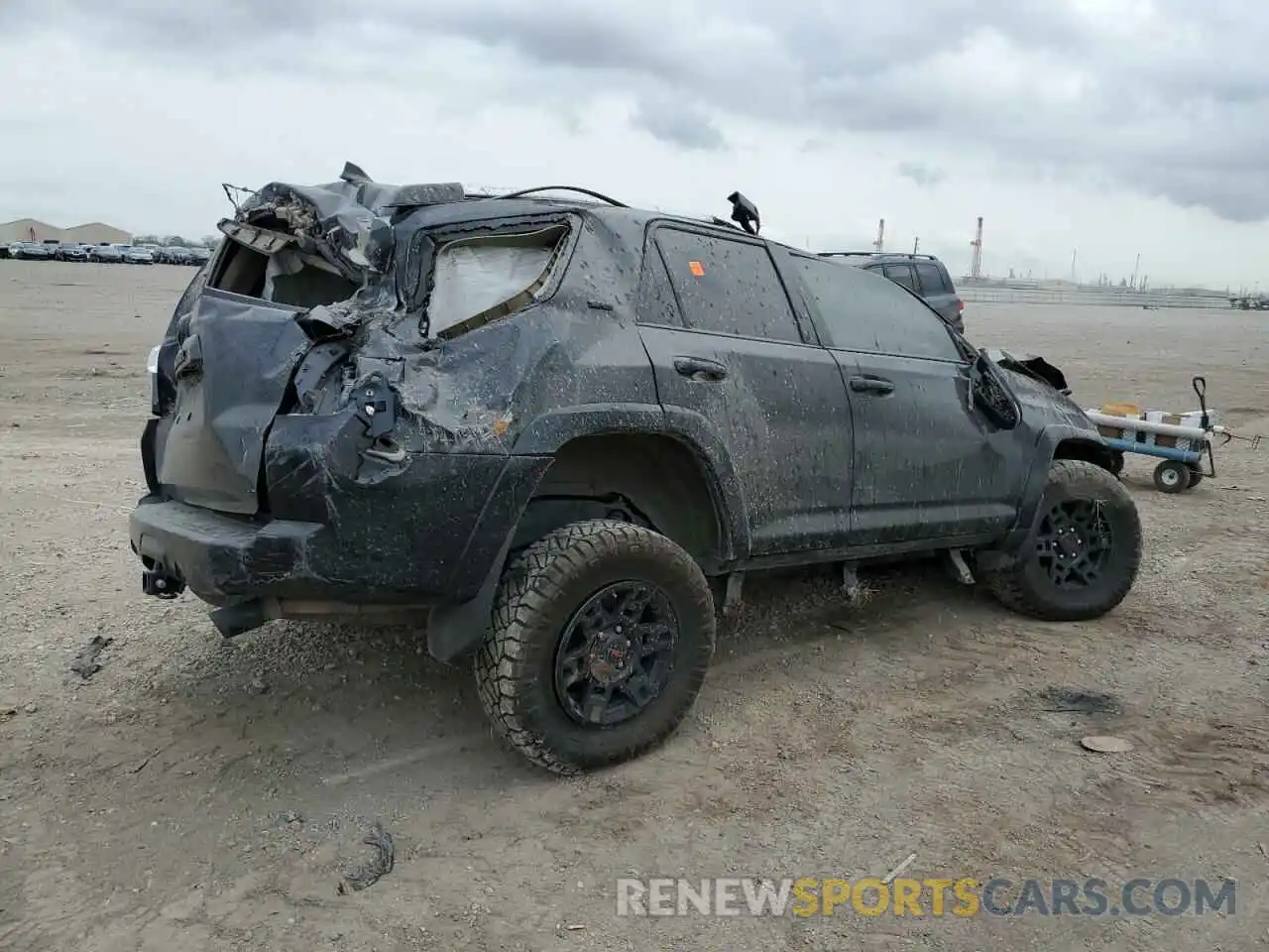 3 Photograph of a damaged car JTENU5JR9M5844014 TOYOTA 4RUNNER 2021