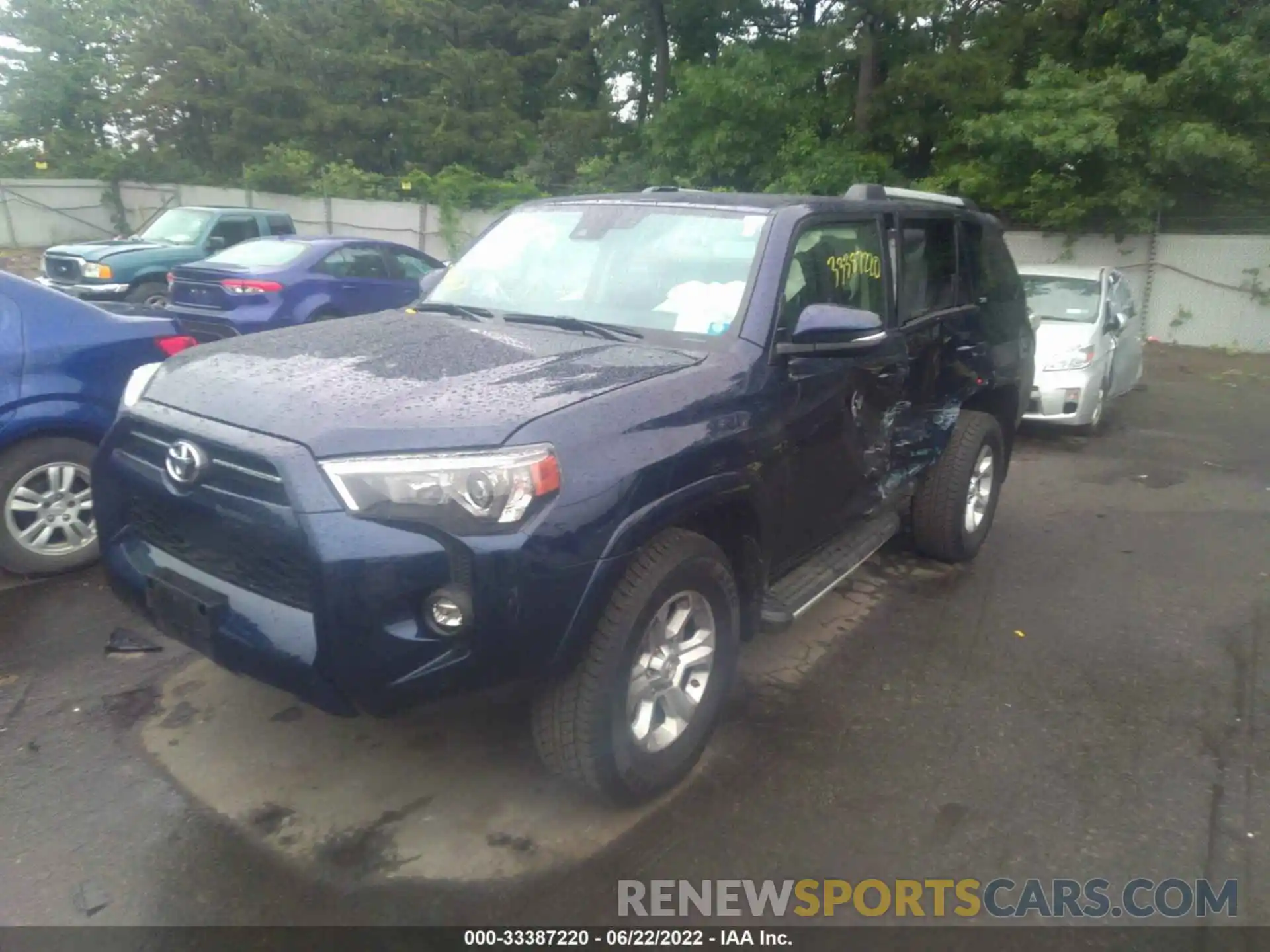 2 Photograph of a damaged car JTENU5JR9M5857362 TOYOTA 4RUNNER 2021