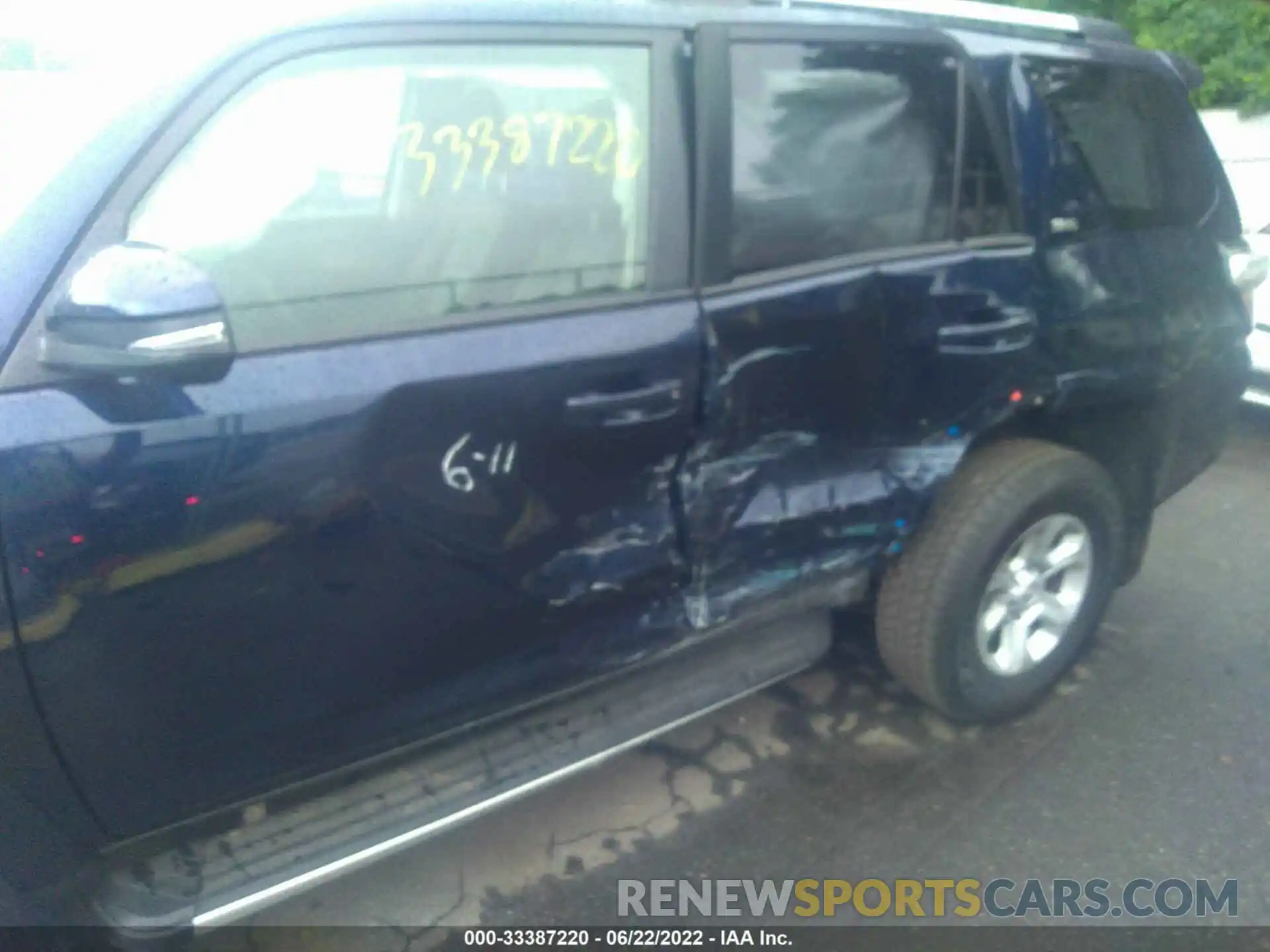 6 Photograph of a damaged car JTENU5JR9M5857362 TOYOTA 4RUNNER 2021