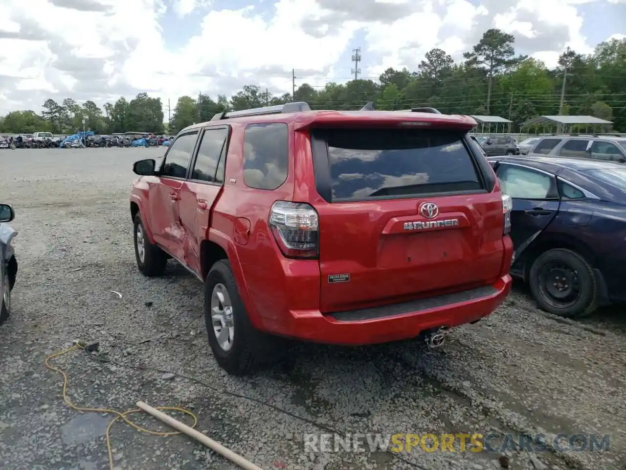 3 Photograph of a damaged car JTENU5JR9M5862982 TOYOTA 4RUNNER 2021