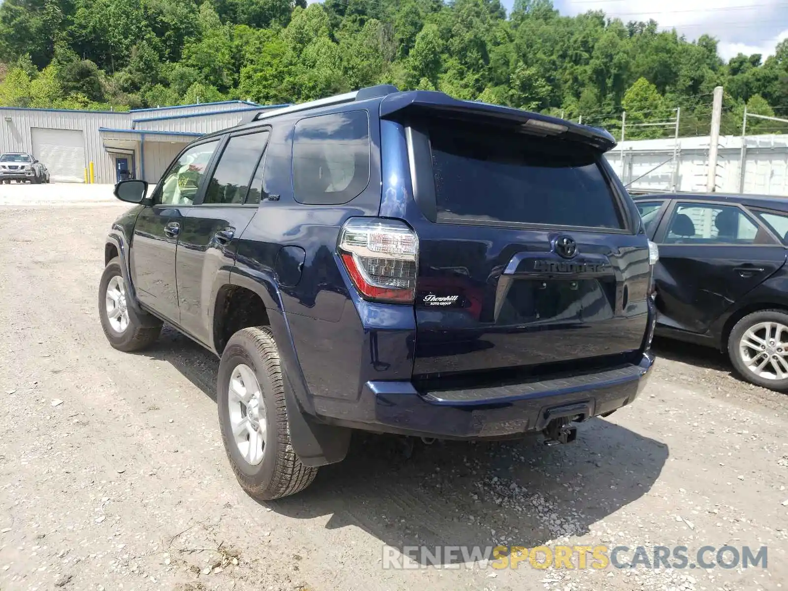 3 Photograph of a damaged car JTENU5JR9M5913347 TOYOTA 4RUNNER 2021