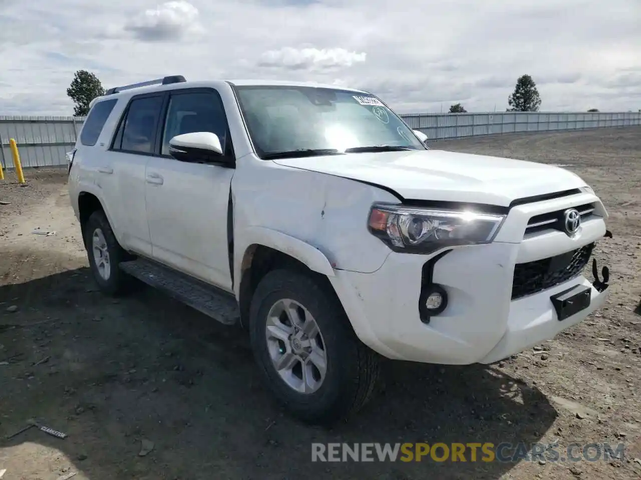 1 Photograph of a damaged car JTENU5JR9M5931170 TOYOTA 4RUNNER 2021