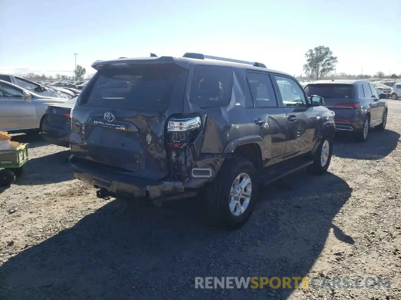 4 Photograph of a damaged car JTENU5JR9M5932349 TOYOTA 4RUNNER 2021