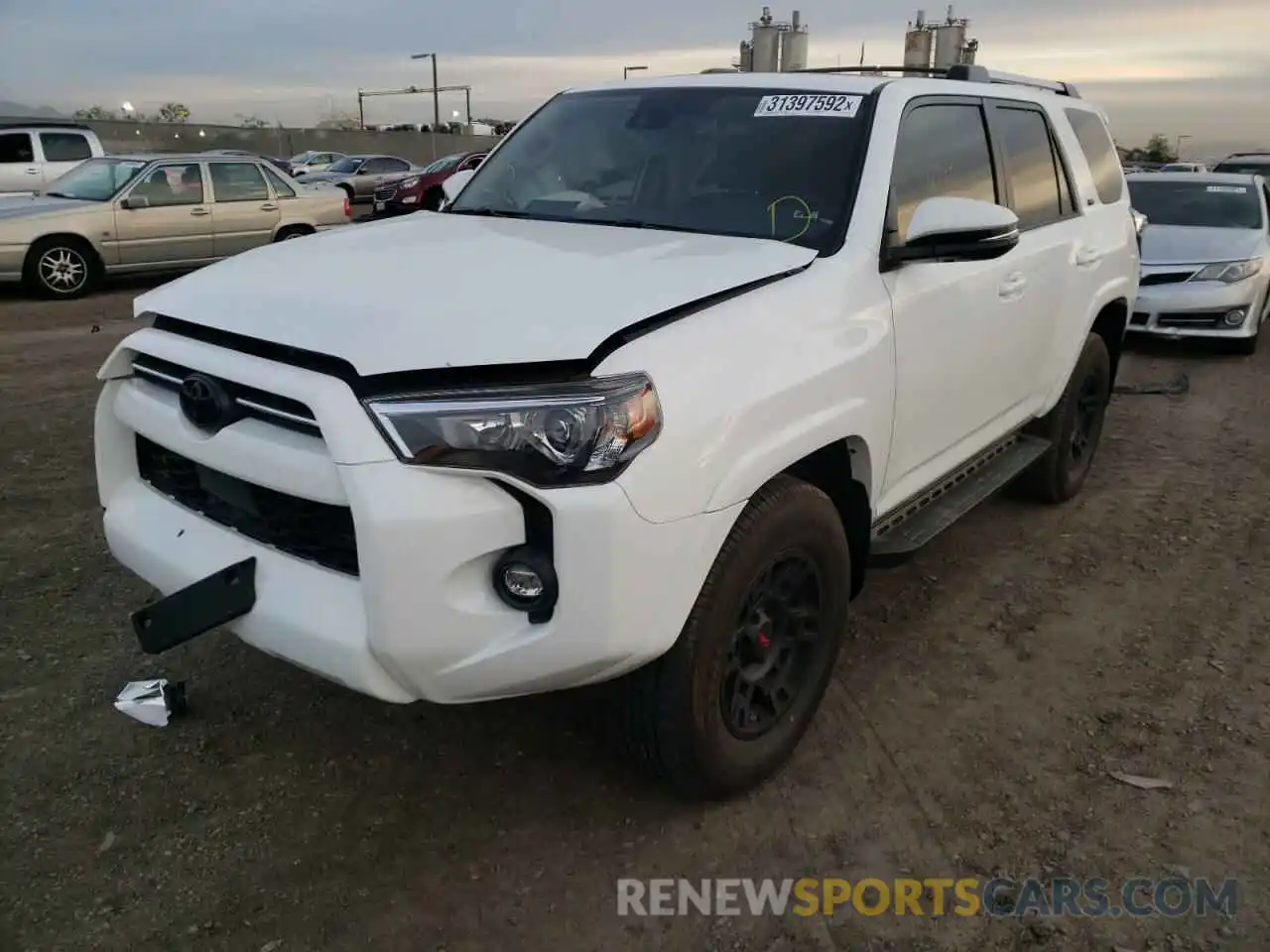 2 Photograph of a damaged car JTENU5JR9M5950270 TOYOTA 4RUNNER 2021