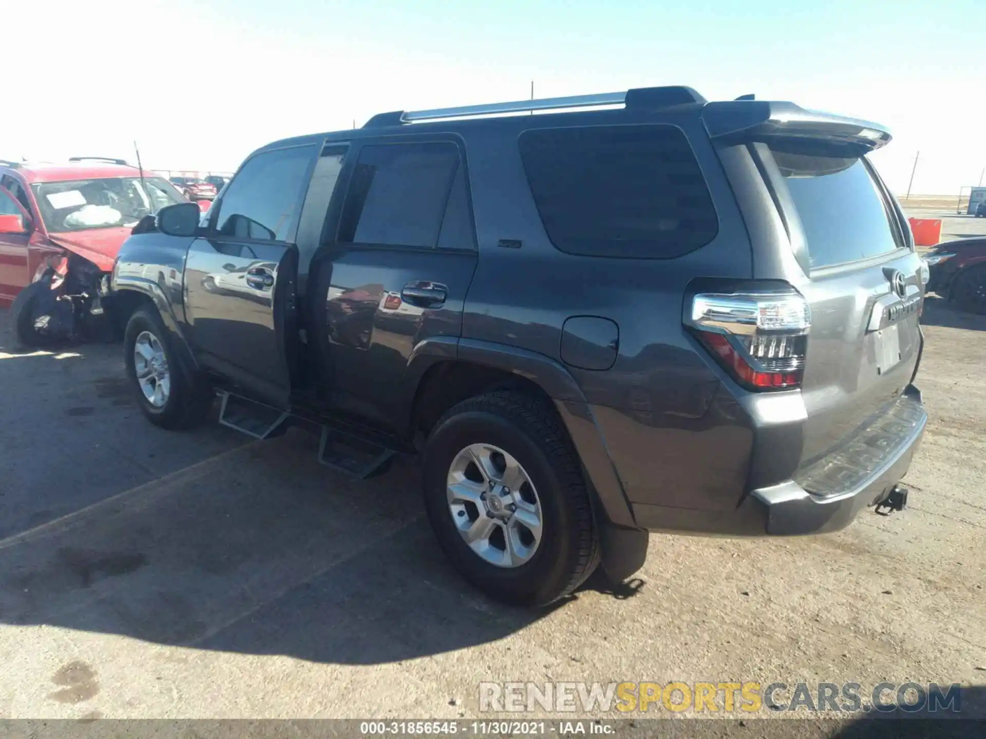 3 Photograph of a damaged car JTENU5JRXM5855295 TOYOTA 4RUNNER 2021