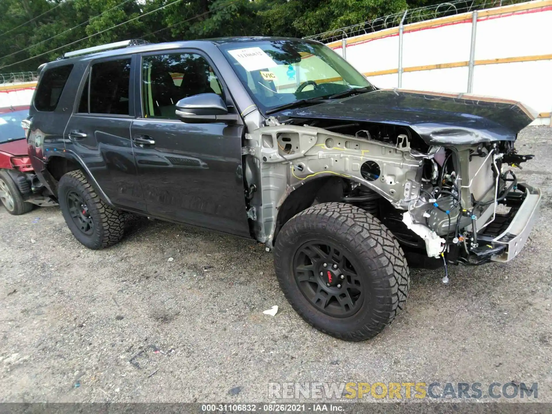 1 Photograph of a damaged car JTENU5JRXM5893268 TOYOTA 4RUNNER 2021