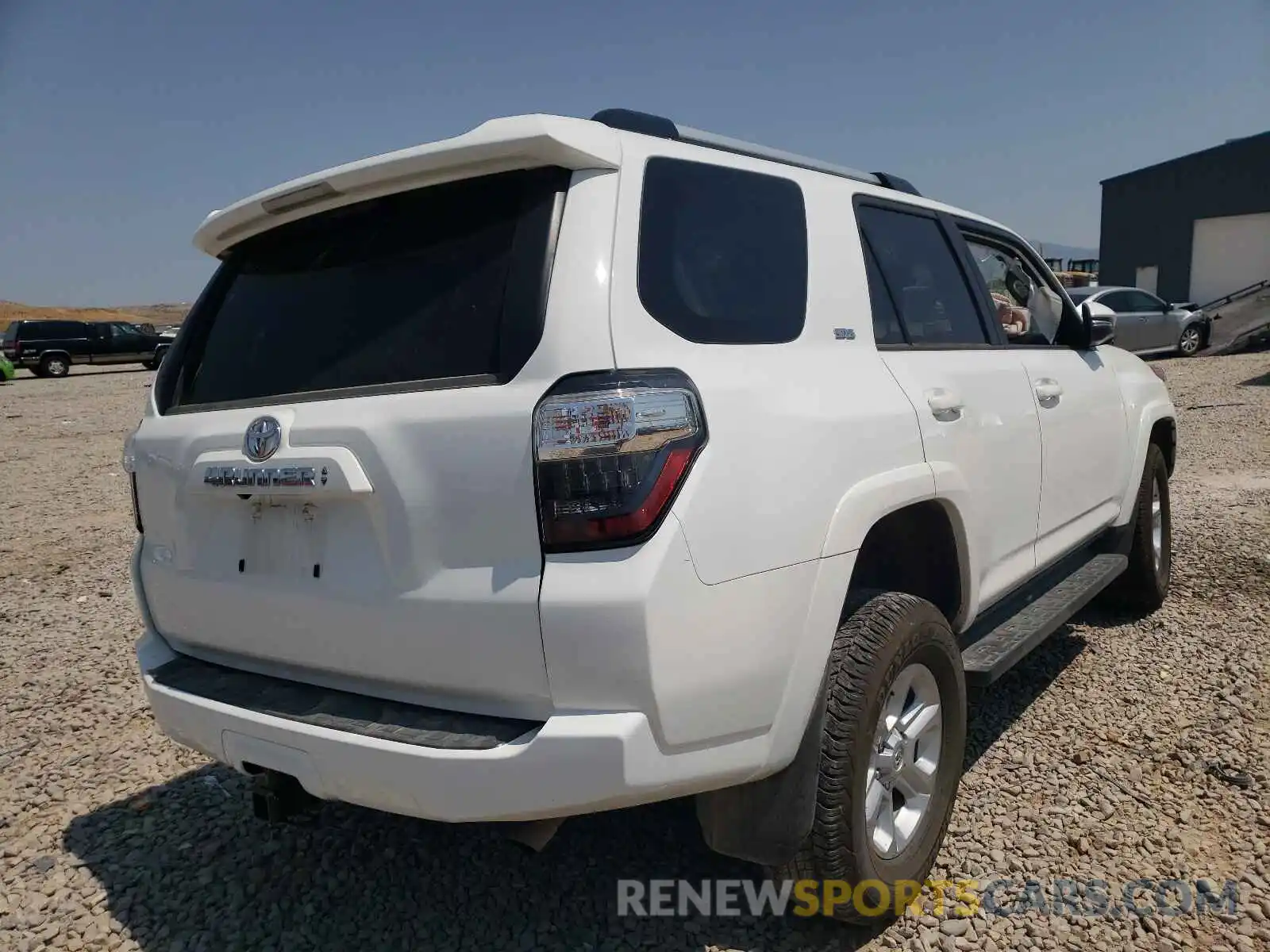 4 Photograph of a damaged car JTENU5JRXM5901272 TOYOTA 4RUNNER 2021