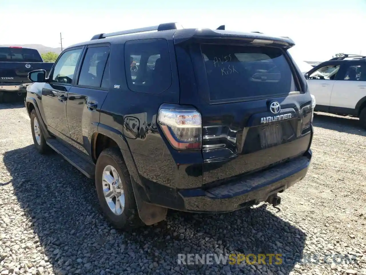 3 Photograph of a damaged car JTENU5JRXM5904107 TOYOTA 4RUNNER 2021